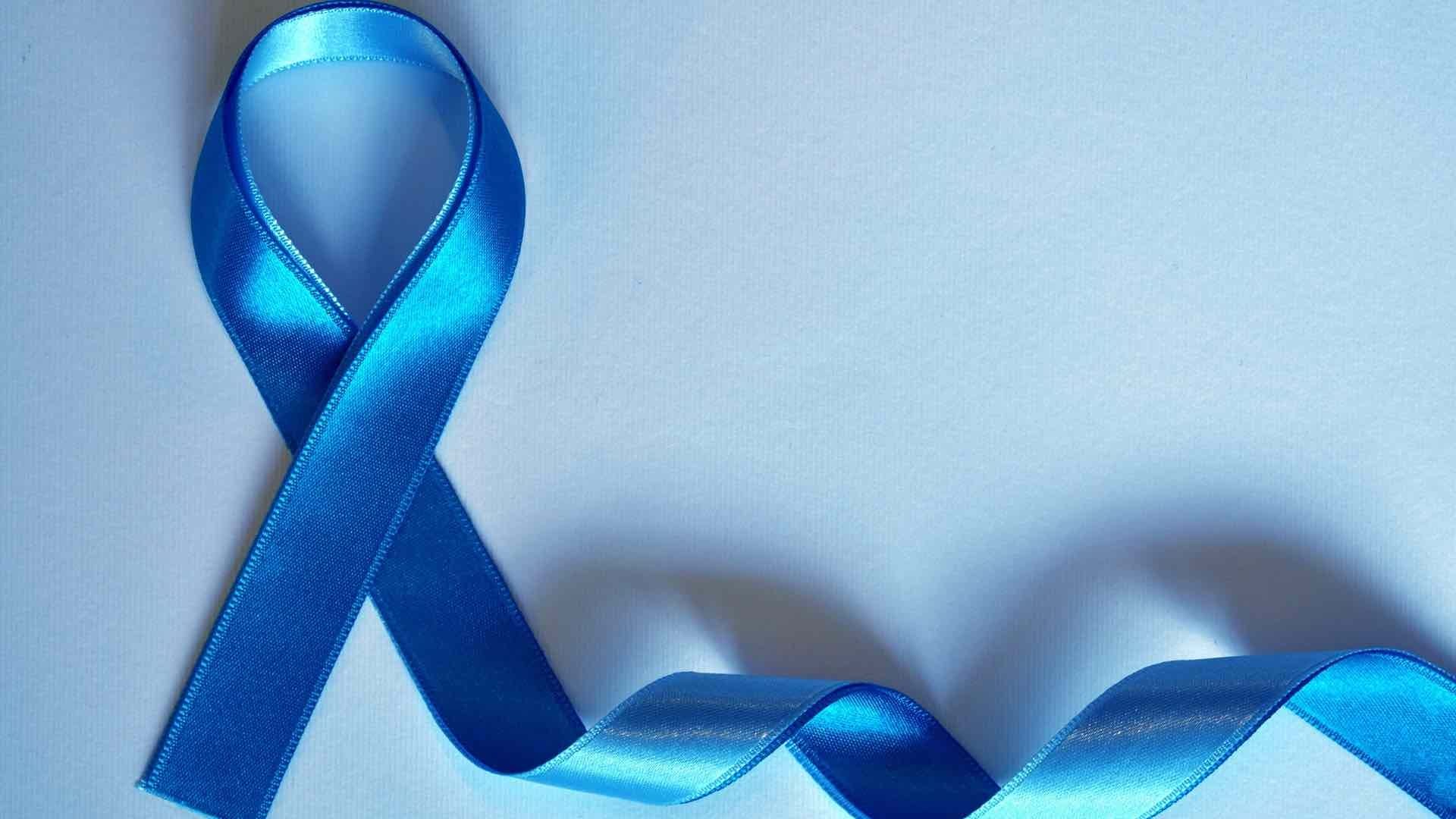 El cáncer de próstata que se detecta en forma temprana si está limitado a la glándula prostática