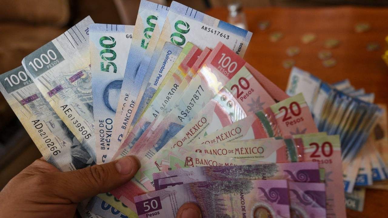 Banxico afirmó que el país ha iniciado una etapa de "desinflación", aunque reconoció que persiste un panorama "incierto y complejo"