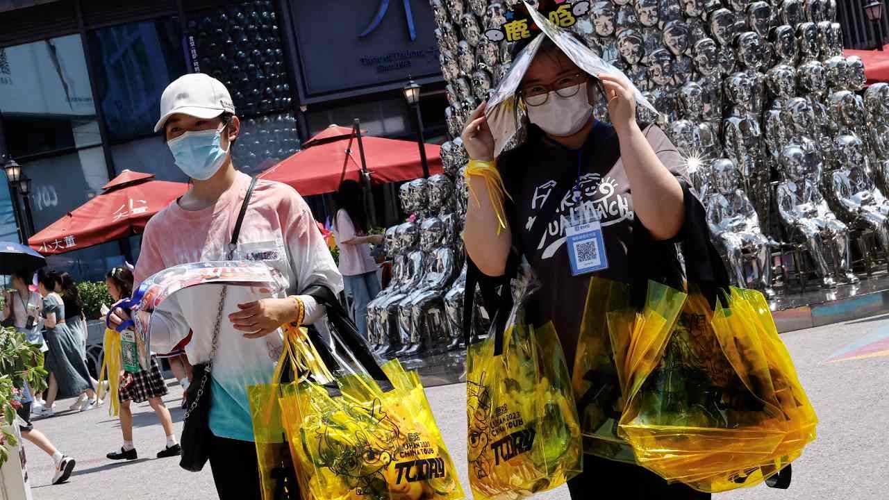 Ola de Calor en Beijing: Personas Limitarán Actividades al Aire Libre