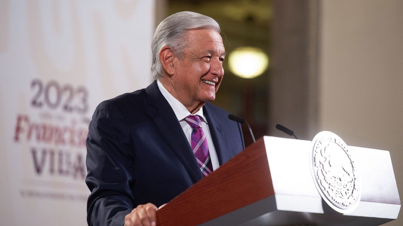 AMLO enviará carta a César de Castro, abogado de Genaro García Luna 