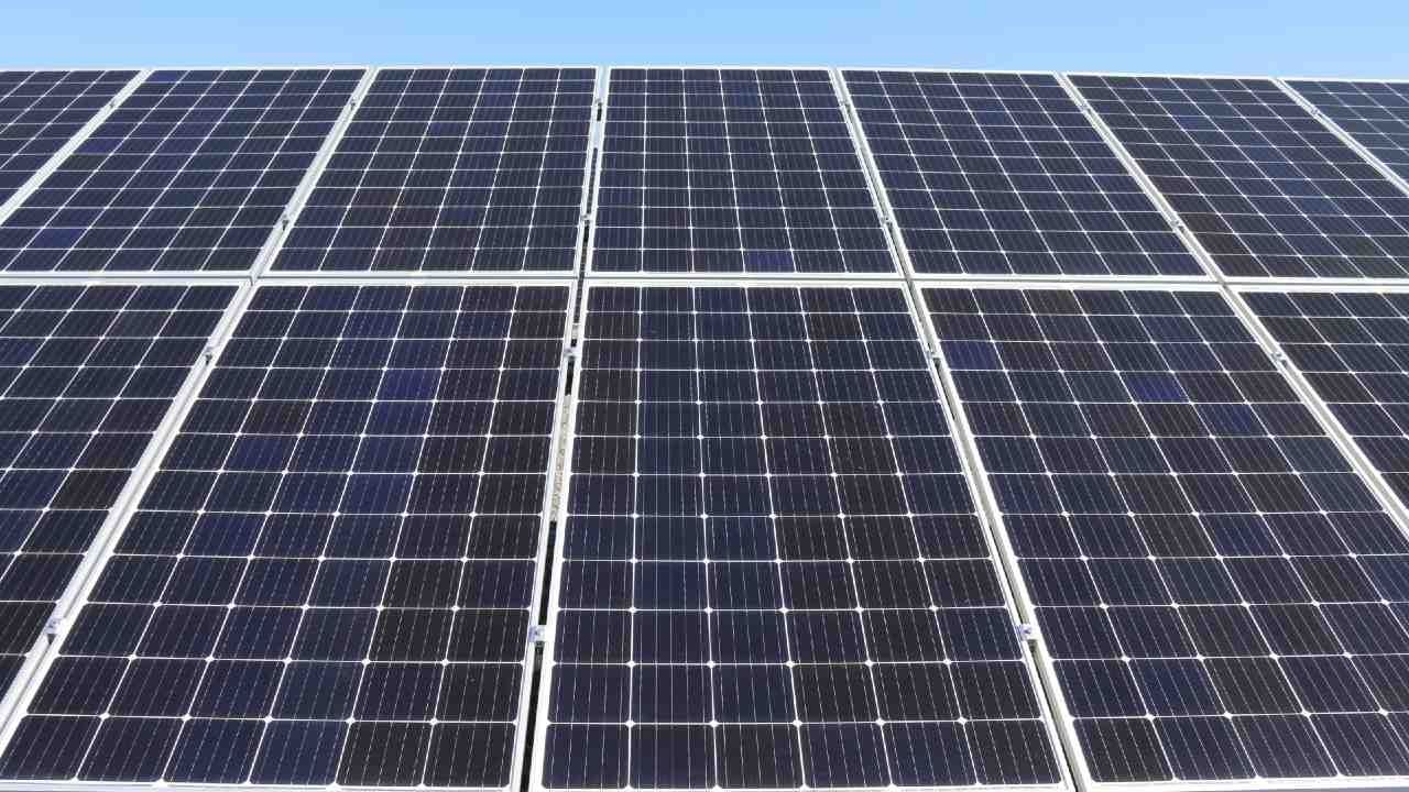 CFE: Cómo Pagar Menos en el Recibo de Luz con el Servicio de Paneles Solares