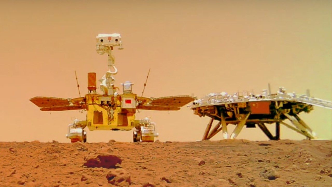 El rover chino Zhurong permitió comprobar cambios climáticos en la superficie de Marte y determinar las condiciones geológicas del planeta