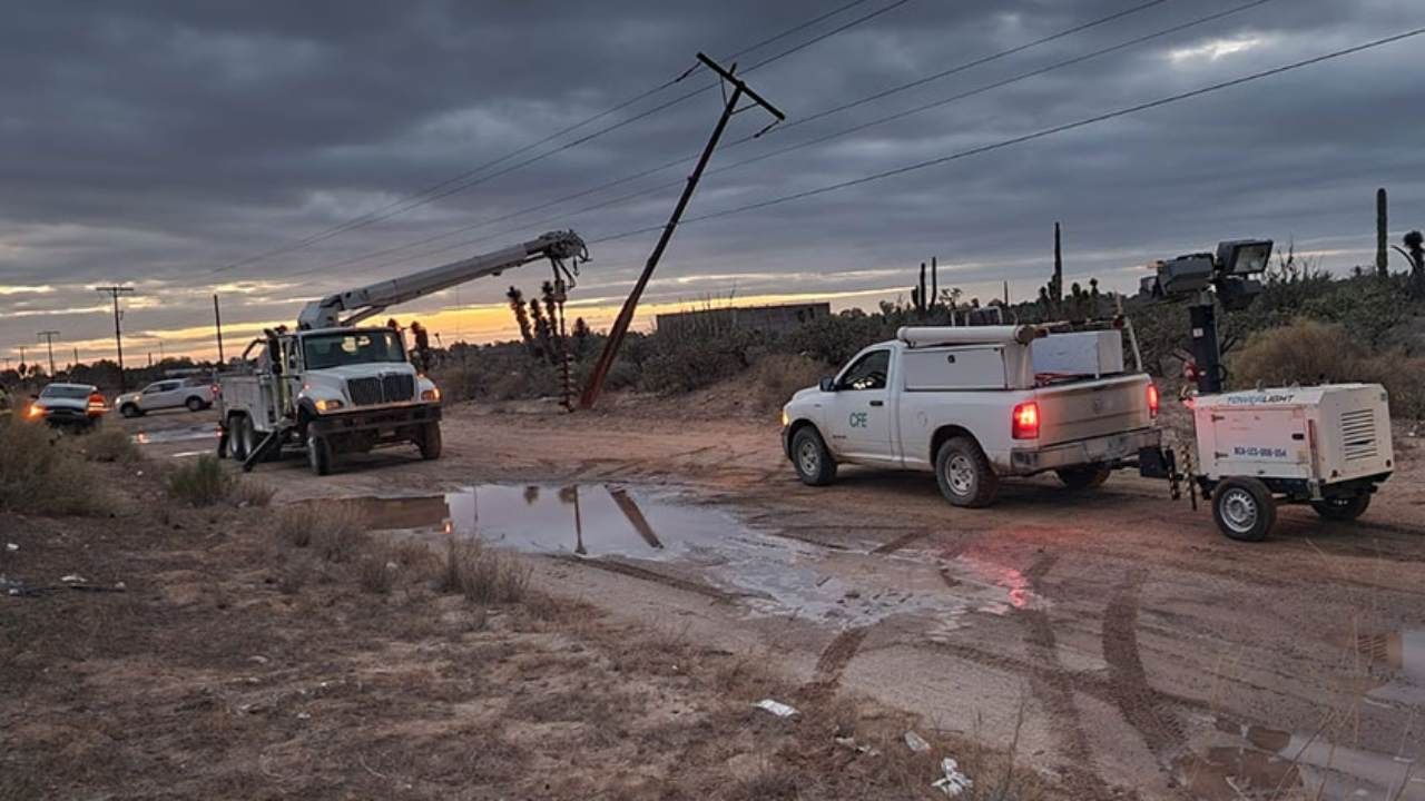 Huracán Hilary se degrada, pero deja sin luz a Sonora y Península de Baja California 