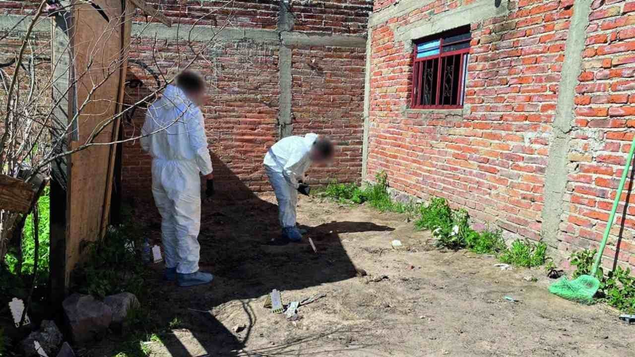 Autoridades trabajan en la finca ubicada en Lagos de Moreno el 16 de agosto de 2023