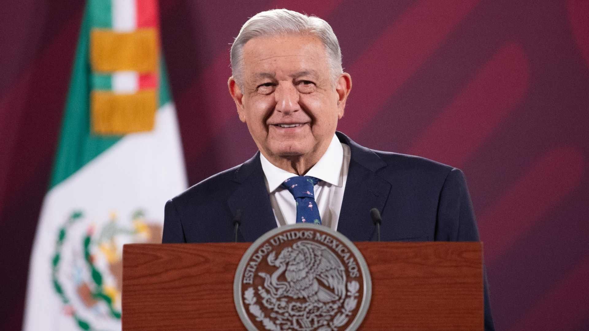 Andrés Manuel López Obrador anunció nueva reunión con padres de normalistas desaparecidos