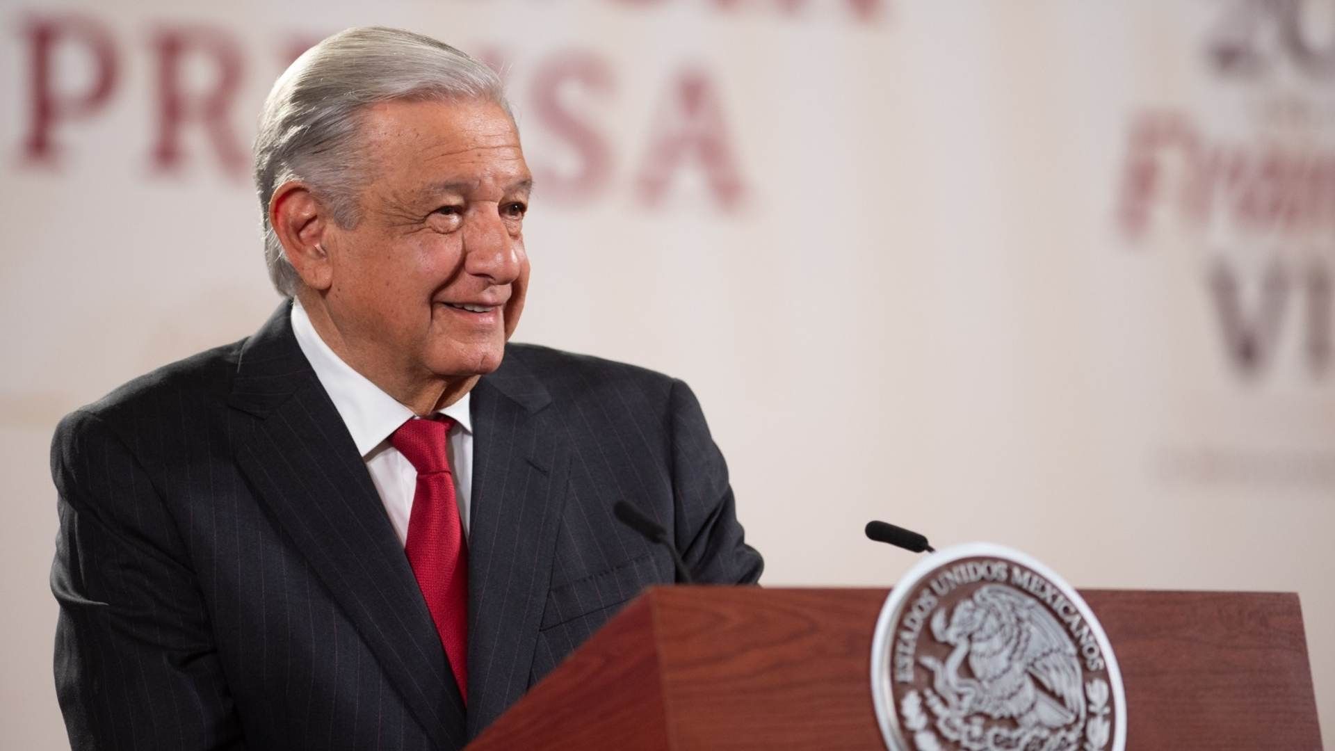 AMLO quiere evitar una majadería si sobrevuela Perú en su gira por Colombia y Chile