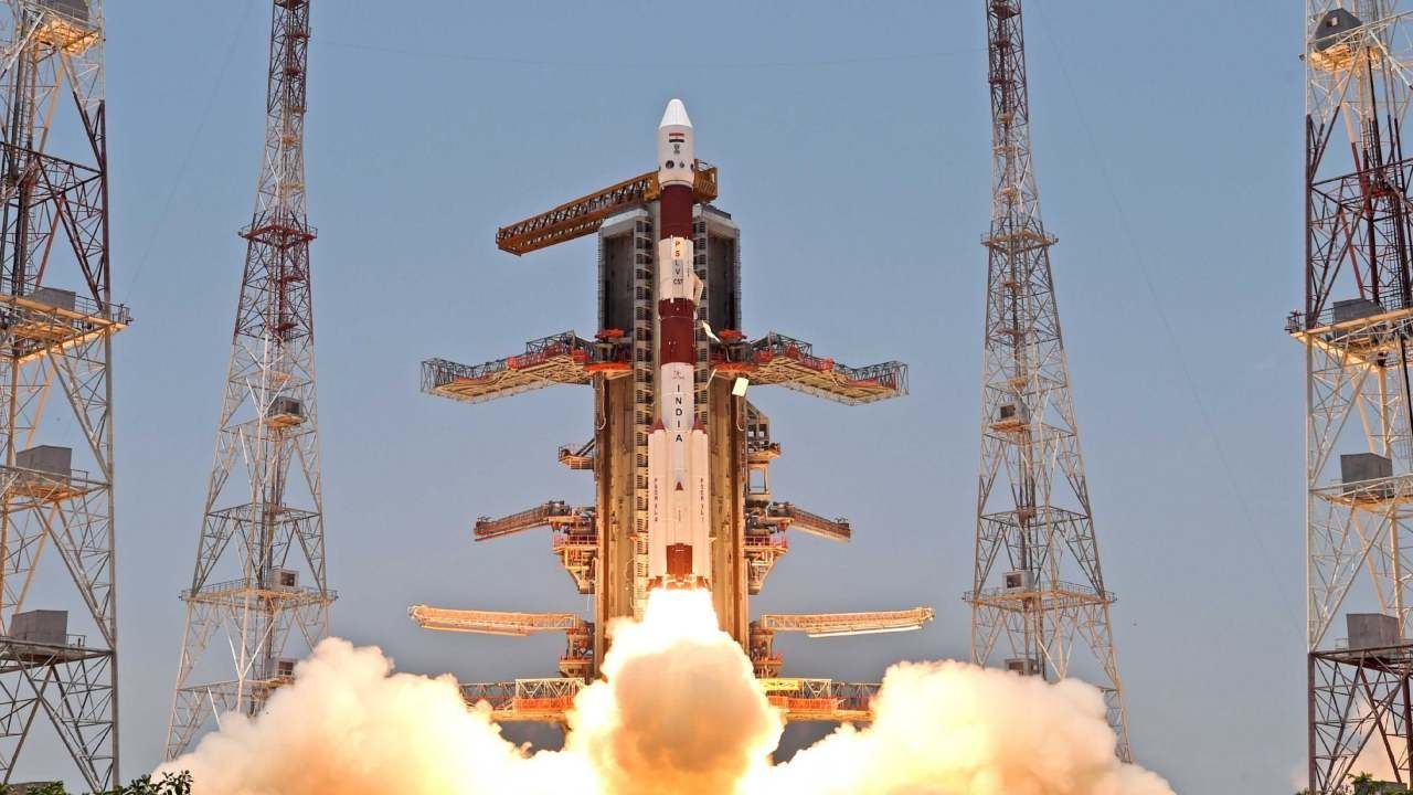 India Lanza con Éxito Misión Espacial para Estudiar el Sol  