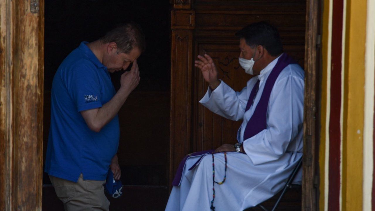 La Arquidiócesis advirtió de la presencia de un sacerdote dimitido que ofrece servicios en el estado de Sonora