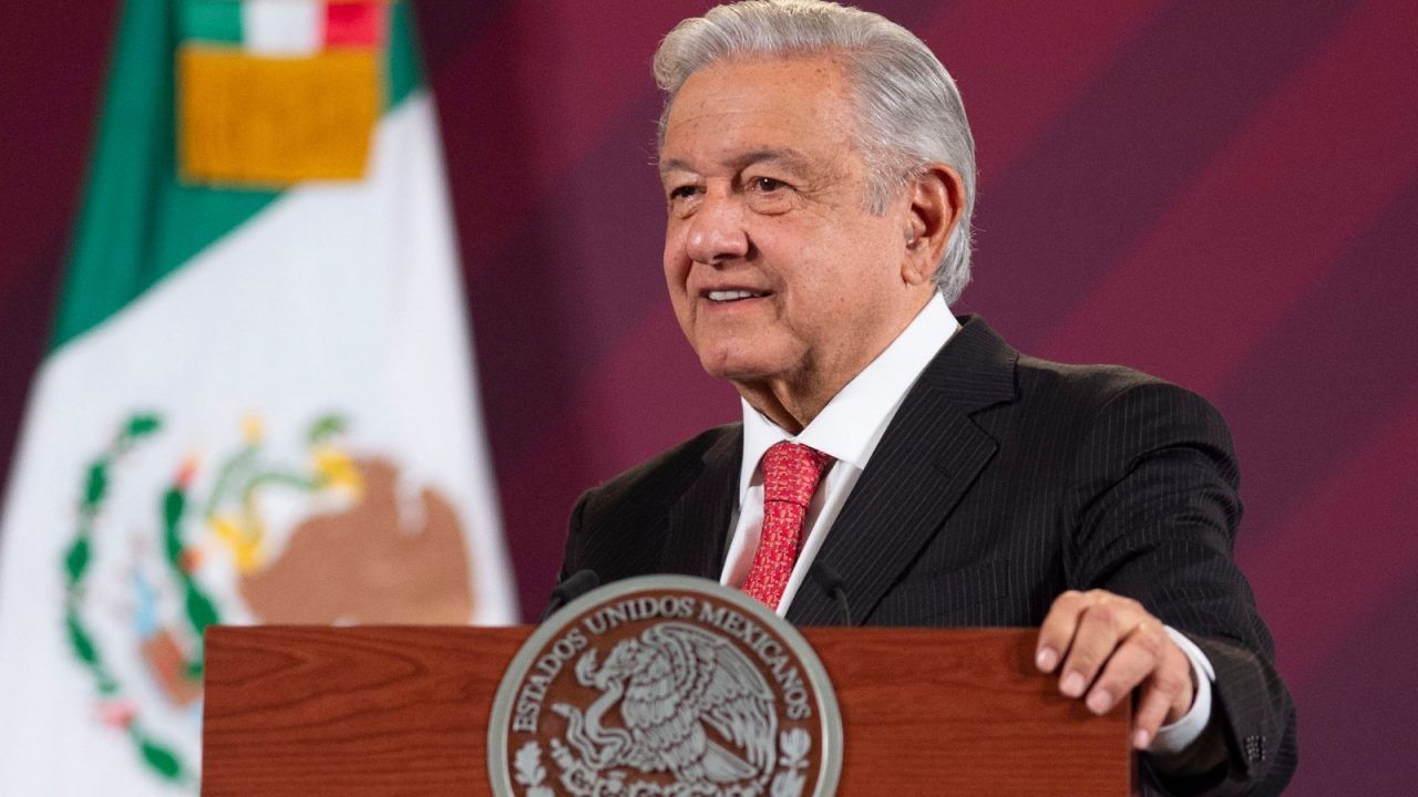 AMLO dice que se ha entregado todo sobre la Guerra Sucia