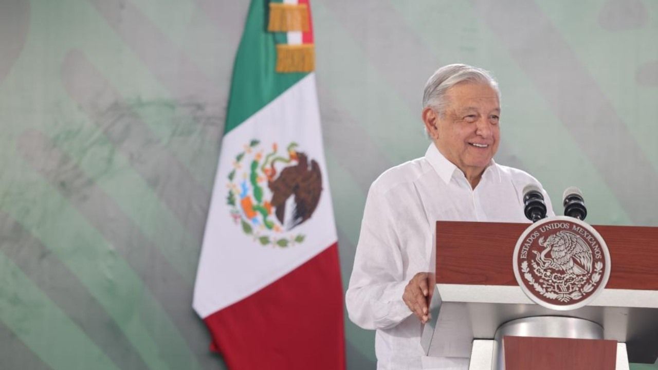 AMLO ofrece conferencia mañanera desde Quintana Roo 