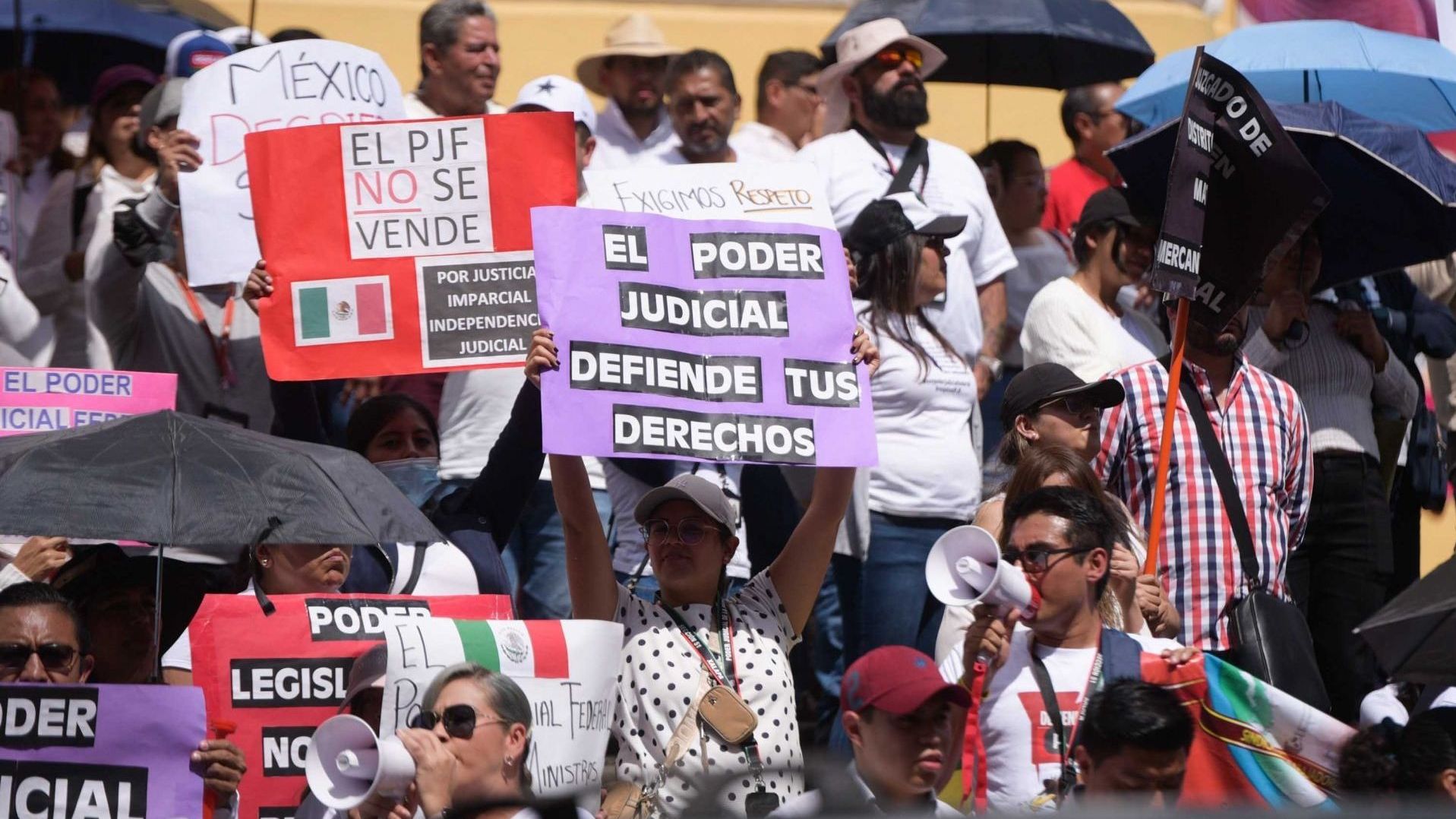 Protesta de trabajadores del Poder Judicial de la Federación en distintos lugares de México