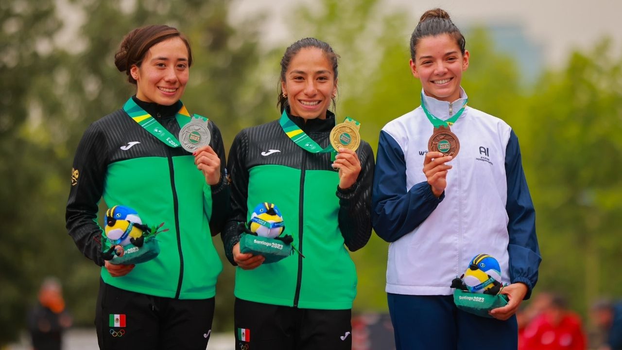 Las hermanas mexicanas Mayan y Catherine Oliver ganaron el oro y la plata en el pentatlón moderno en los Juegos Panamericanos 2023