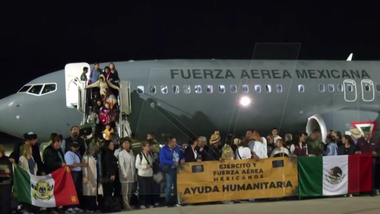 Llega al AIFA Segundo Avión Con Mexicanos Repatriados de Israel 