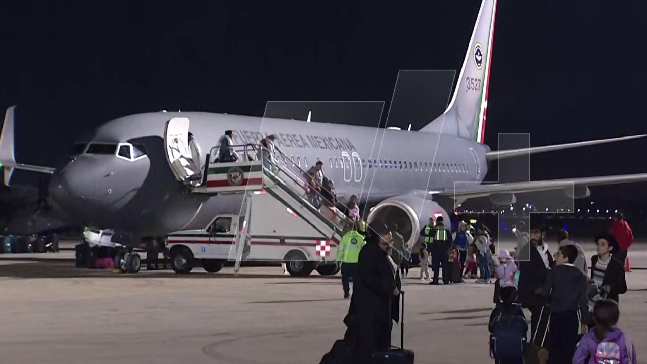 Segundo Grupo de Mexicanos Repatriados Desde Israel Llega al AIFA 