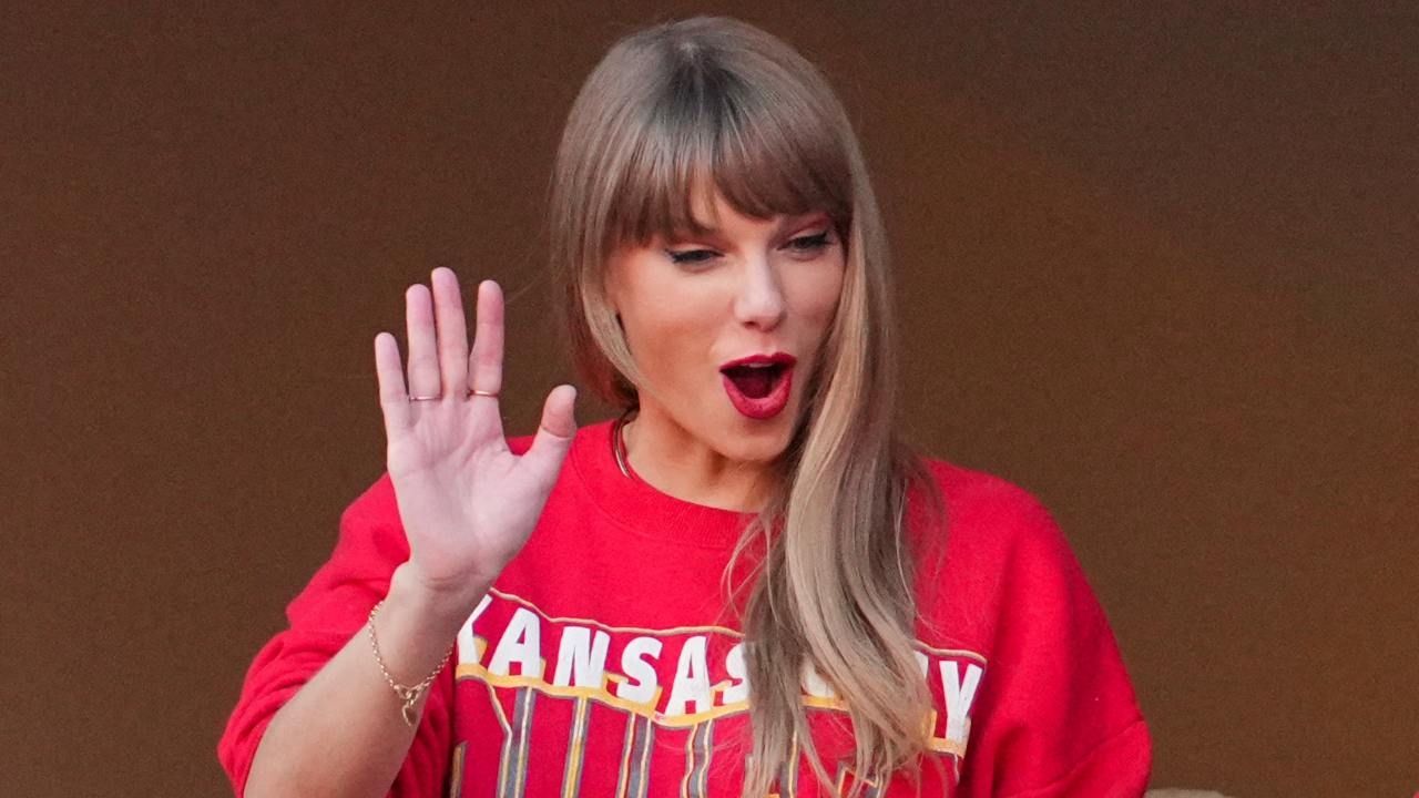 Taylor Swift usa pulsera de Travis Kelce