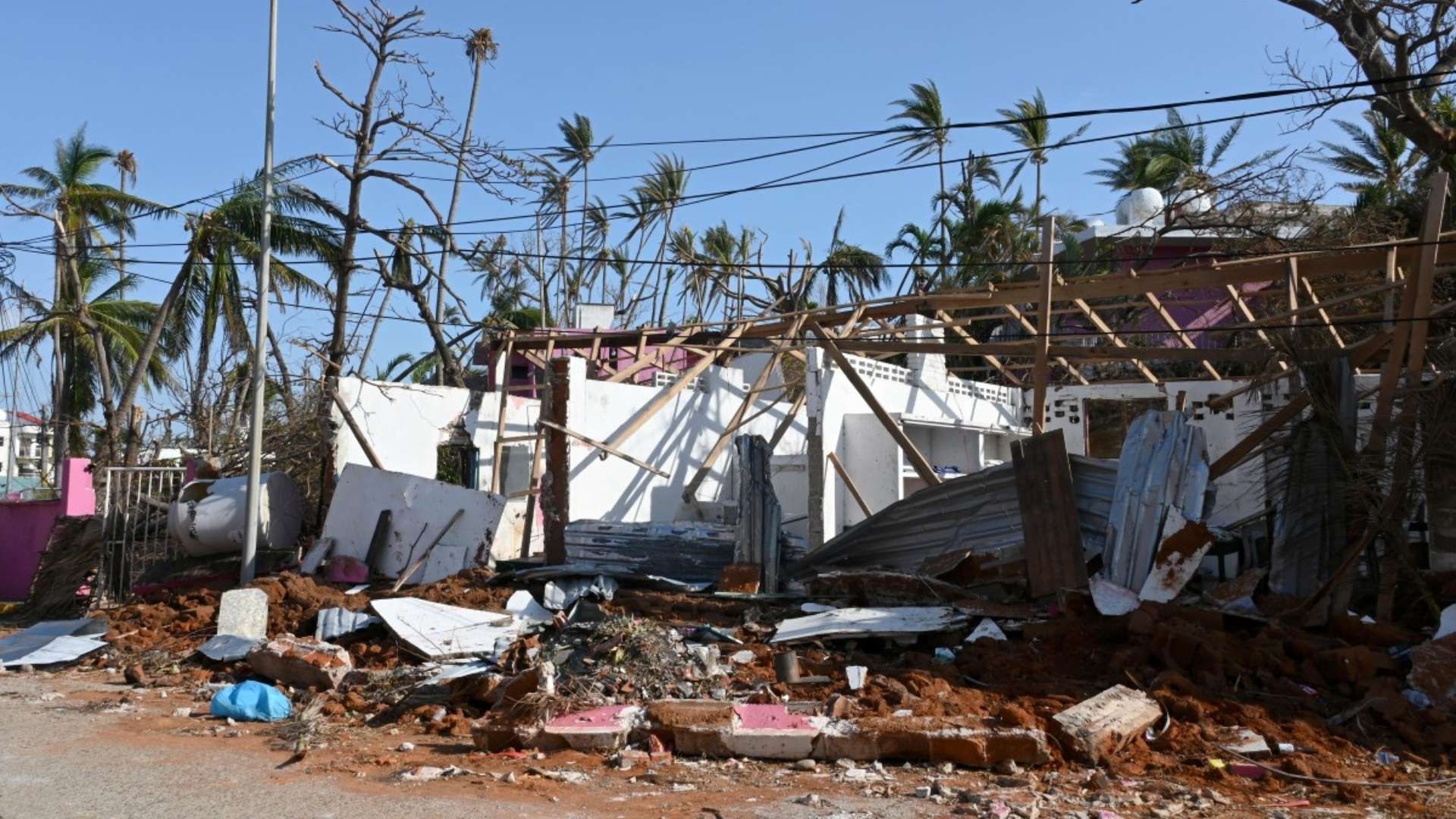 Daños catastróficos dejó el huracán 5 en Acapulco, Guerrero