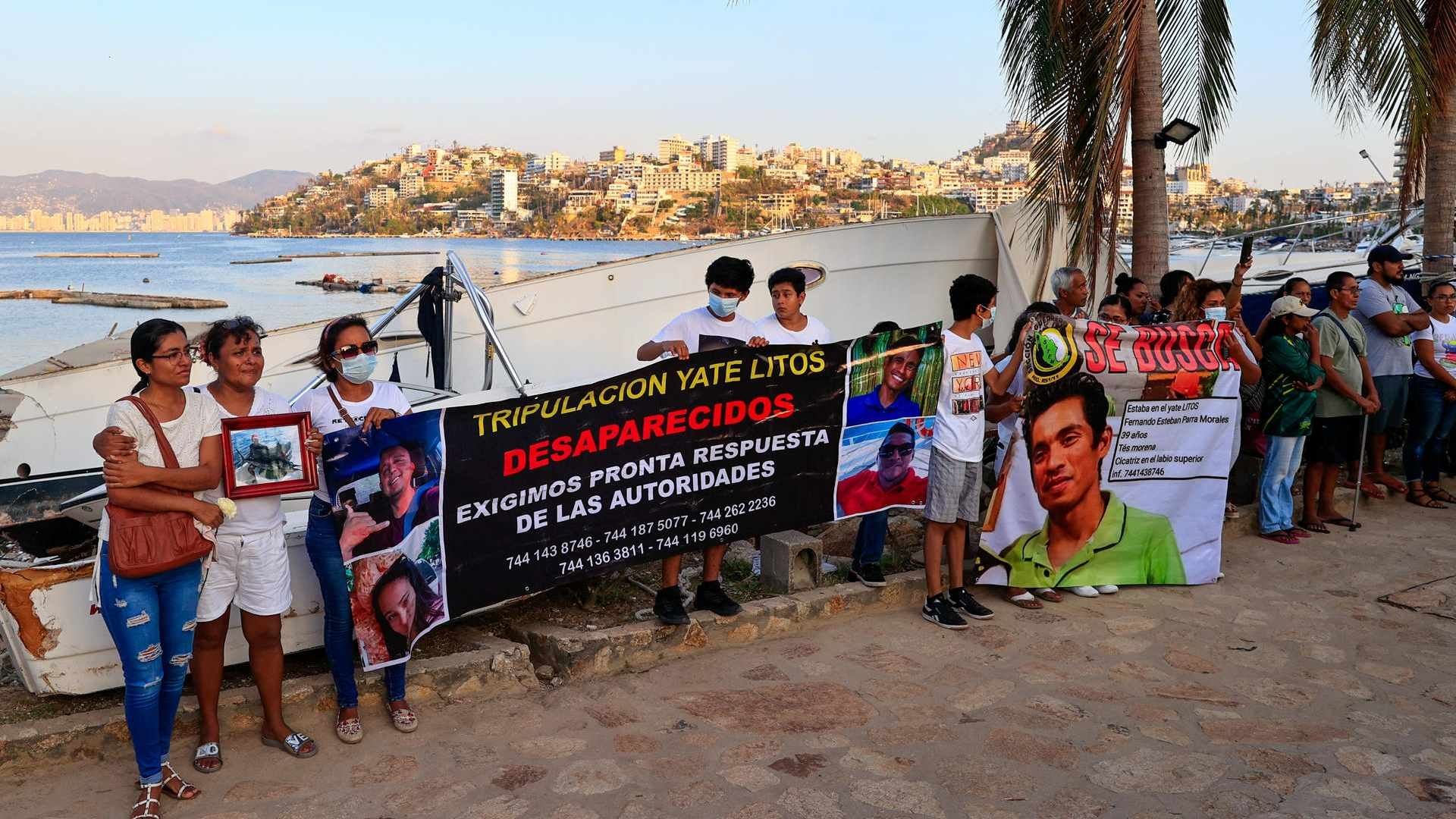 Exigen Búsqueda de Marineros Desaparecidos por el Huracán Otis en Acapulco