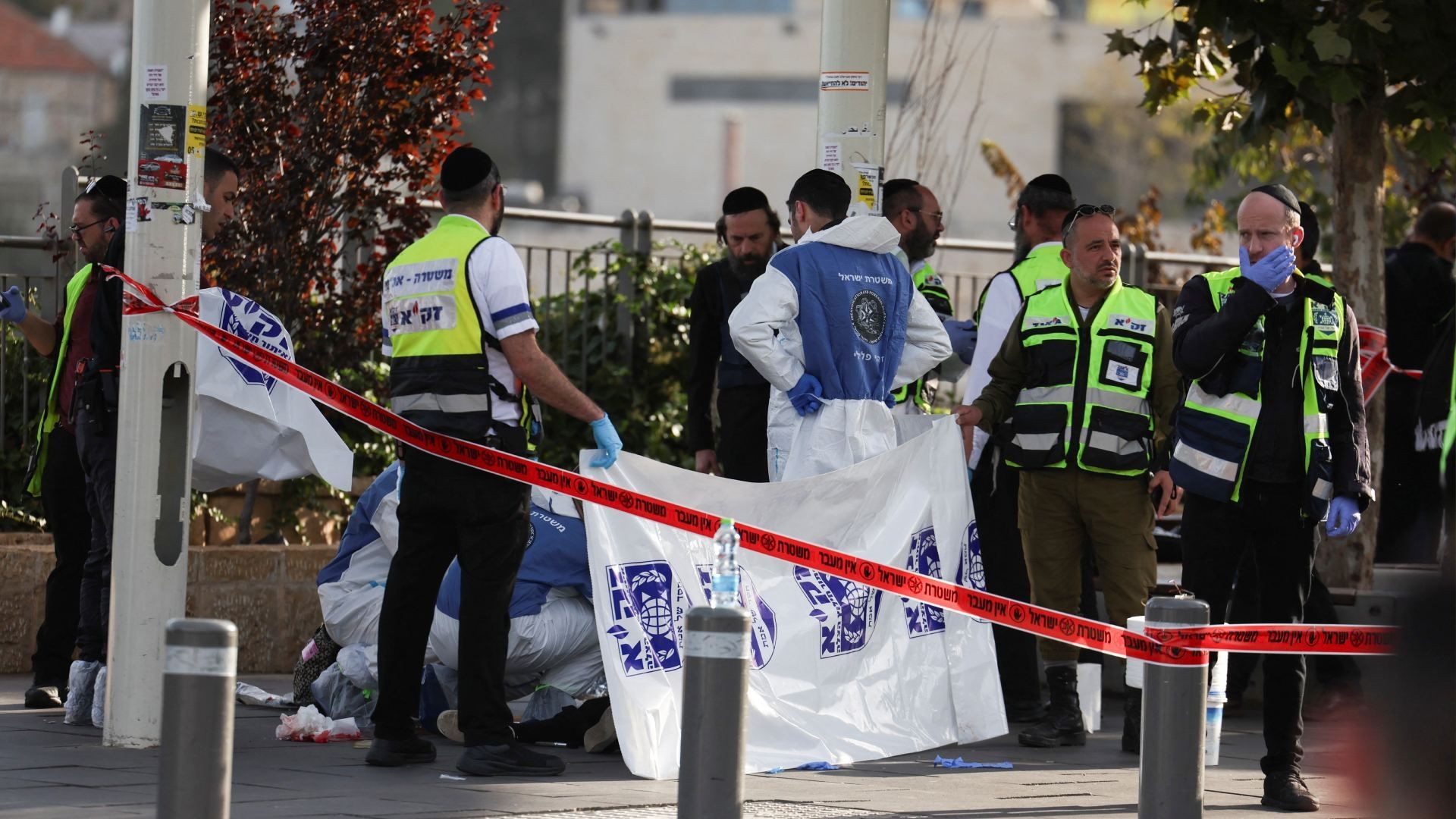 Ataque 'Terrorista' en Parada de Autobús en Jerusalén Deja Un Muerto y Seis Heridos