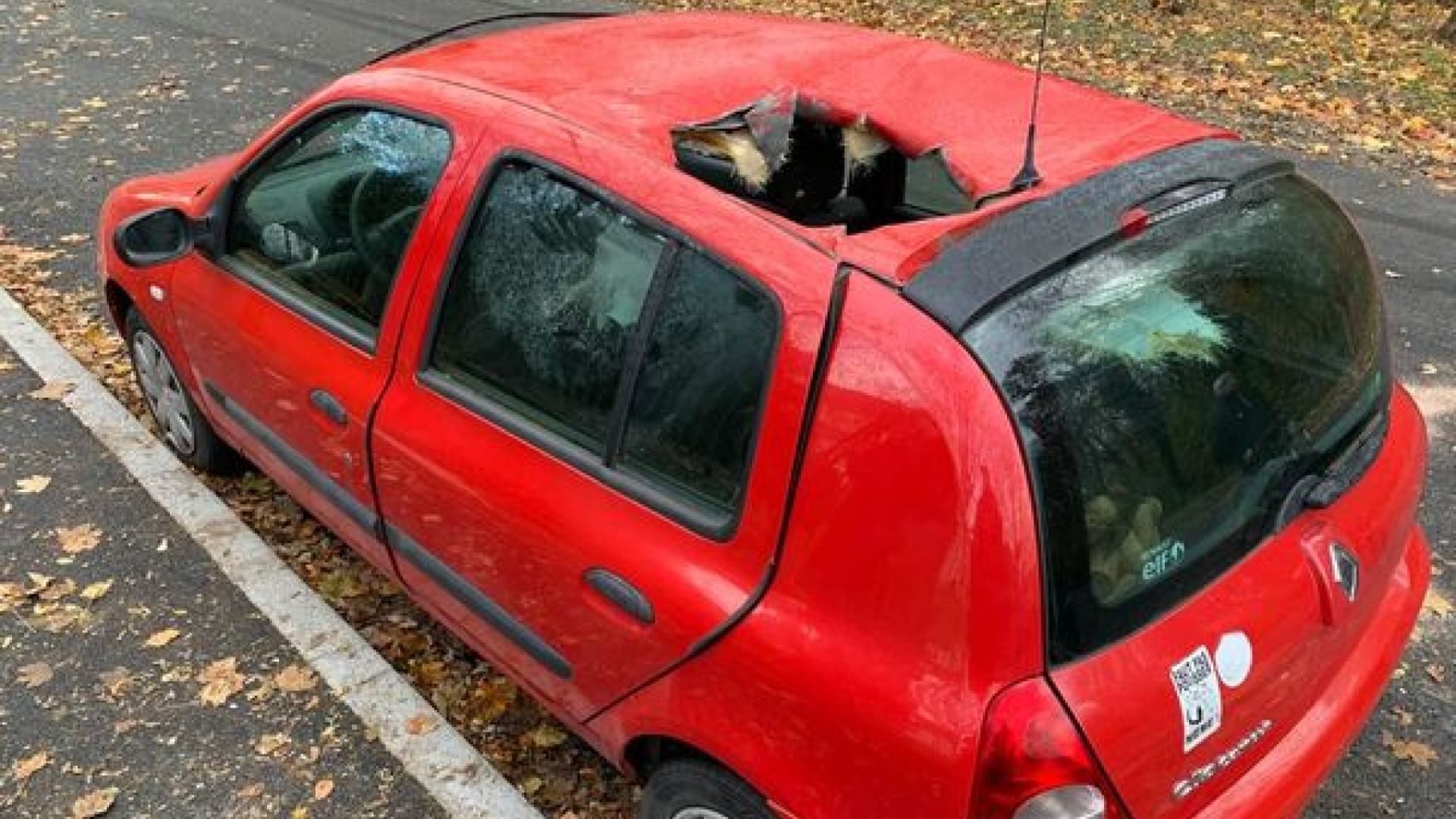 Meteorito Destroza un Carro en Estrasburgo, Francia