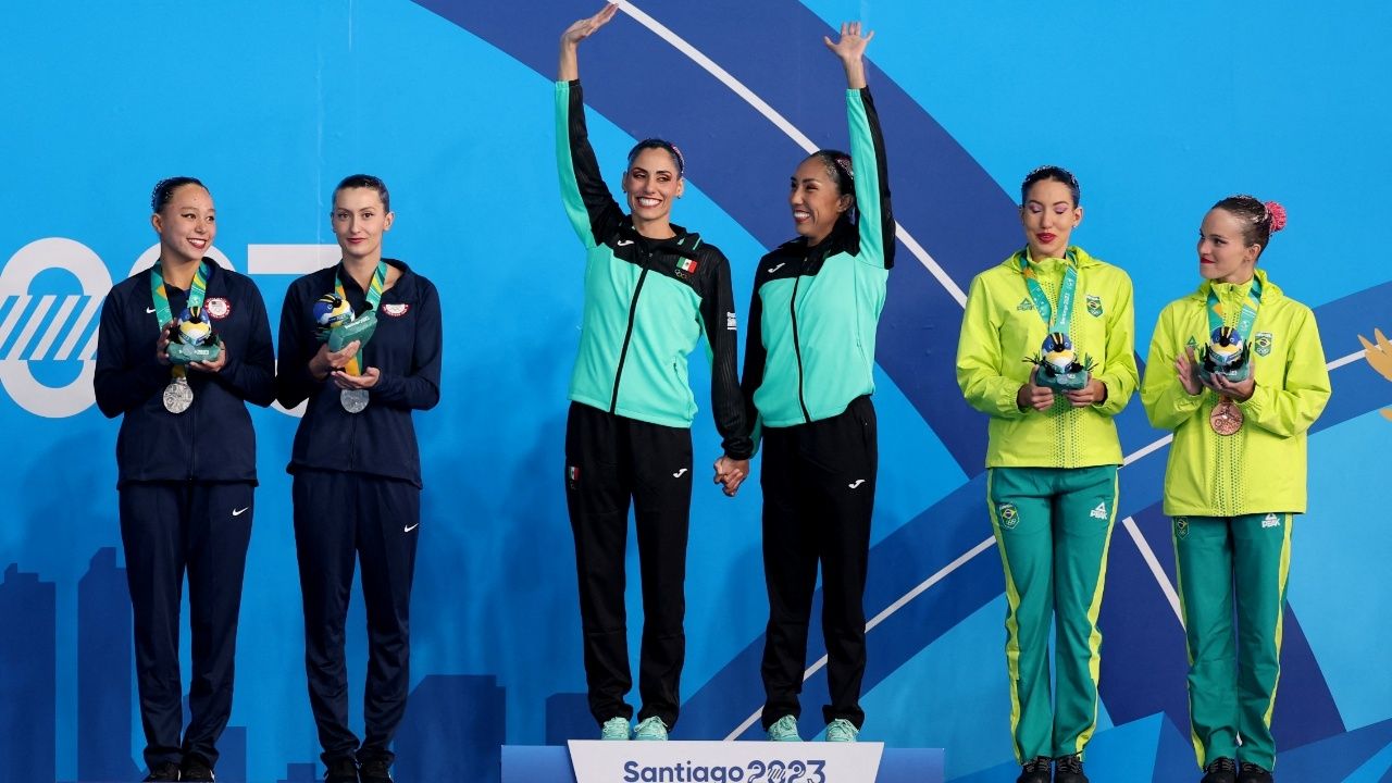 Las mexicanas Nuria Diosdado y Joana Jiménez se coronaron campeonas de la natación artística en parejas en los Panamericanos 2023