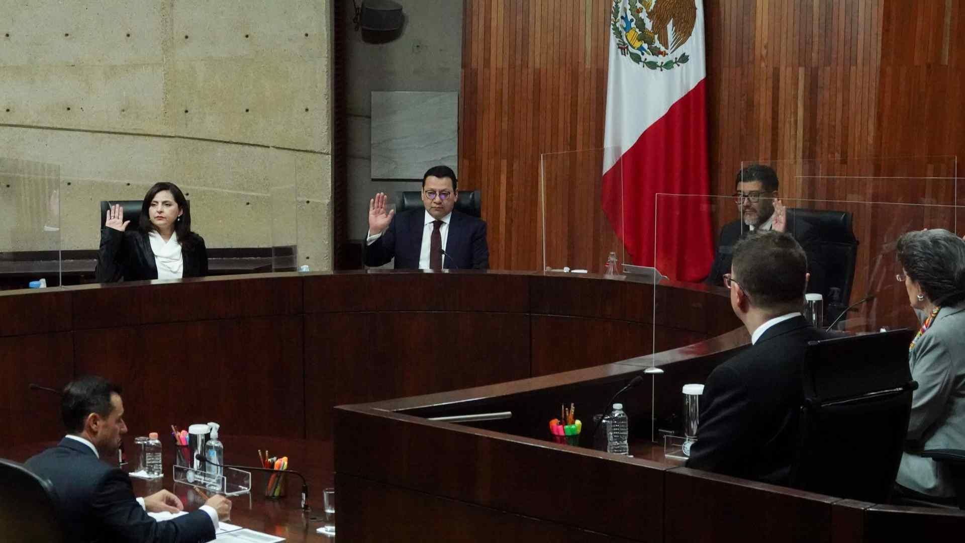 Sesión del Tribunal Electoral en abril pasado