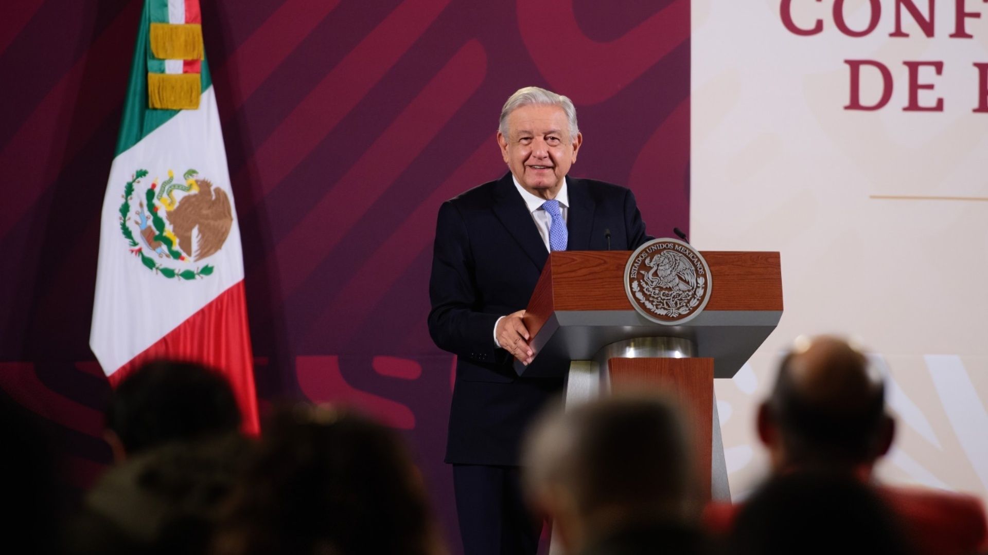 Andrés Manuel López Obrador pide abrir debate sobre reducción de jornada laboral