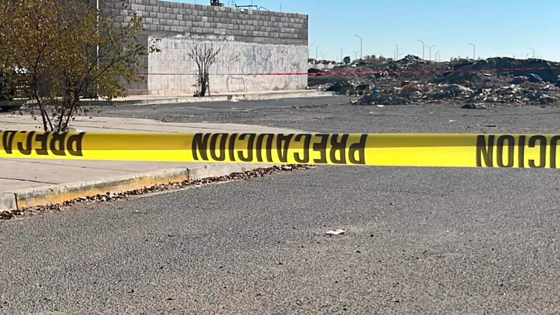 Localizan Cuerpo Sin Piernas al Interior de Tambo de Basura