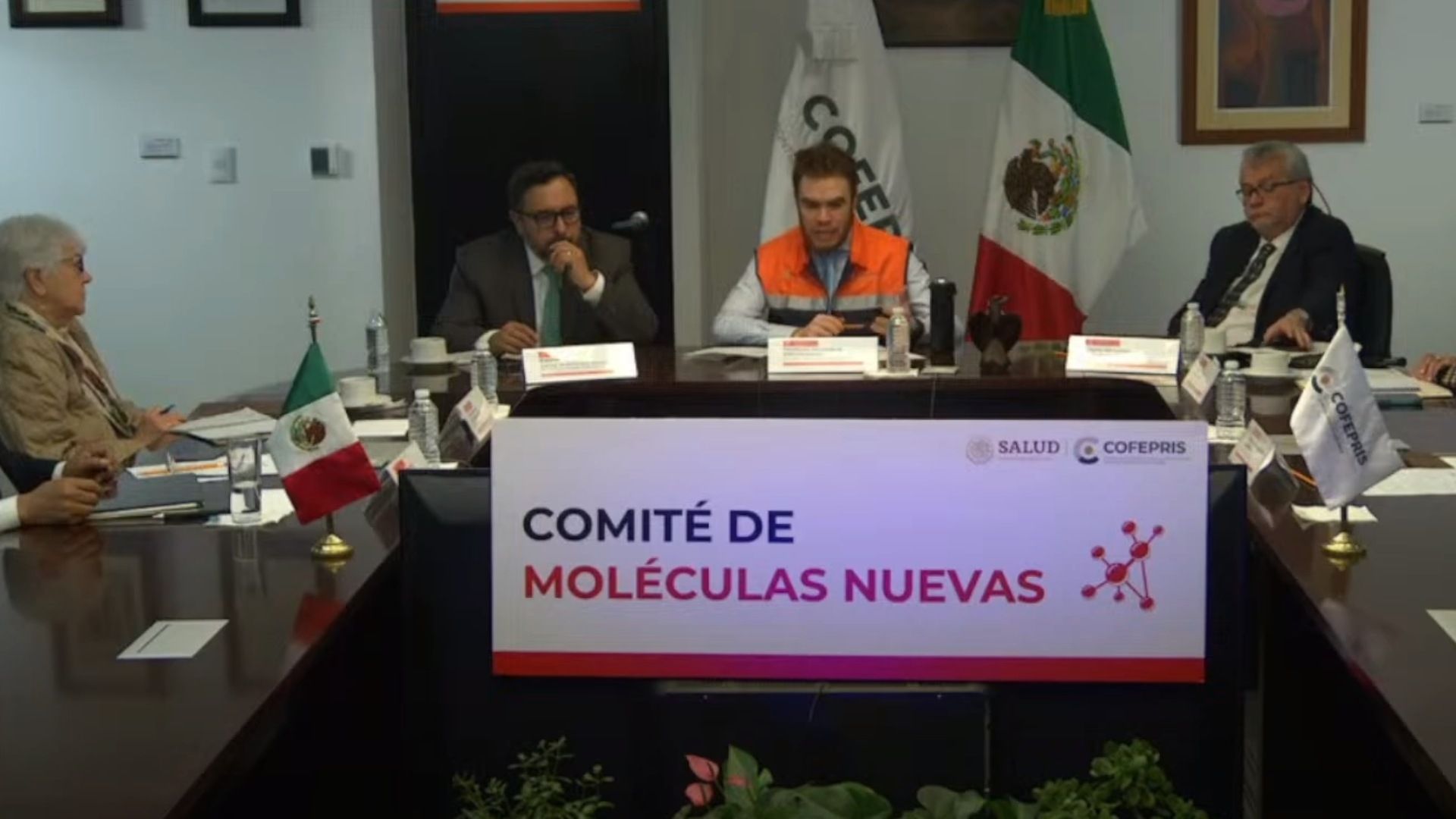 Comité de Moléculas Nuevas (CMN) de la Cofepris avala el uso de Patria, vacuna mexicana contra Covid-19