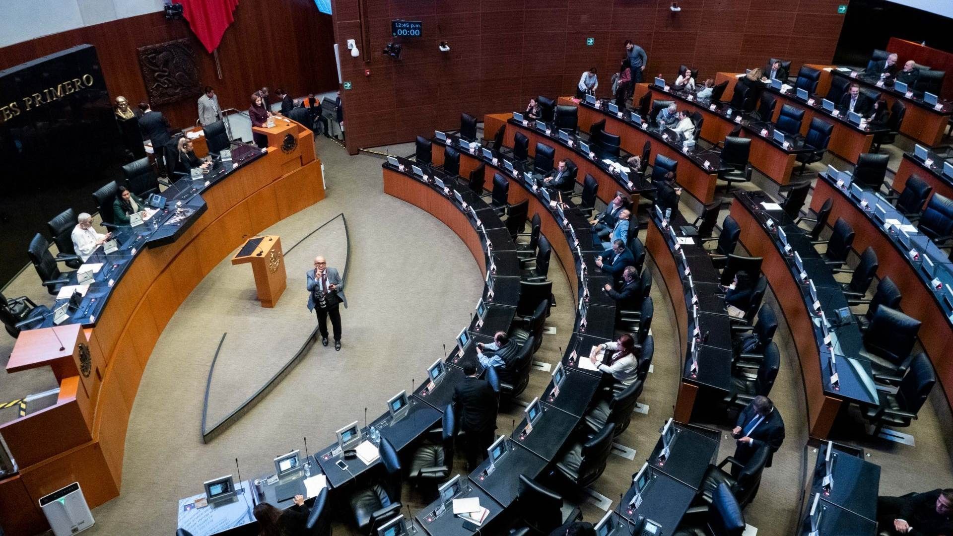 Morena Presenta Precandidatos al Senado en 7 Estados