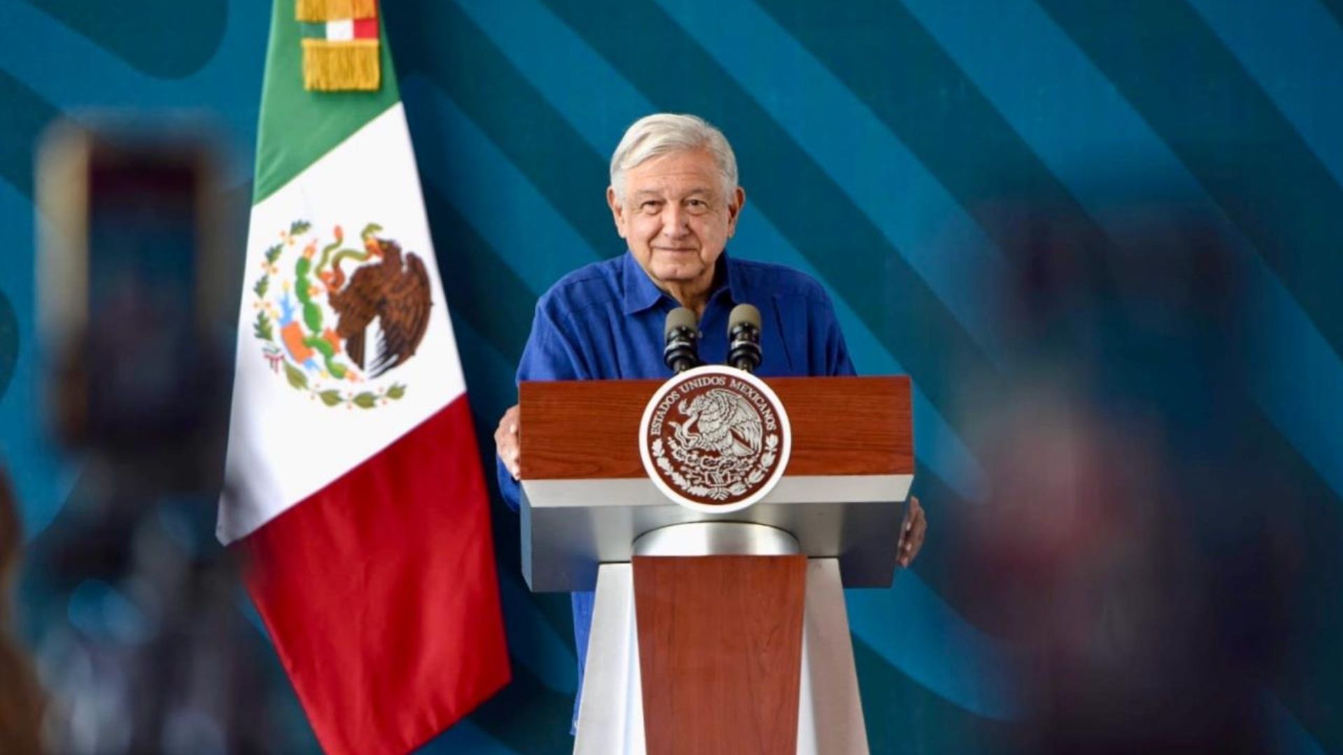 El presidente López Obrador en conferencia mañanera desde Chiapas