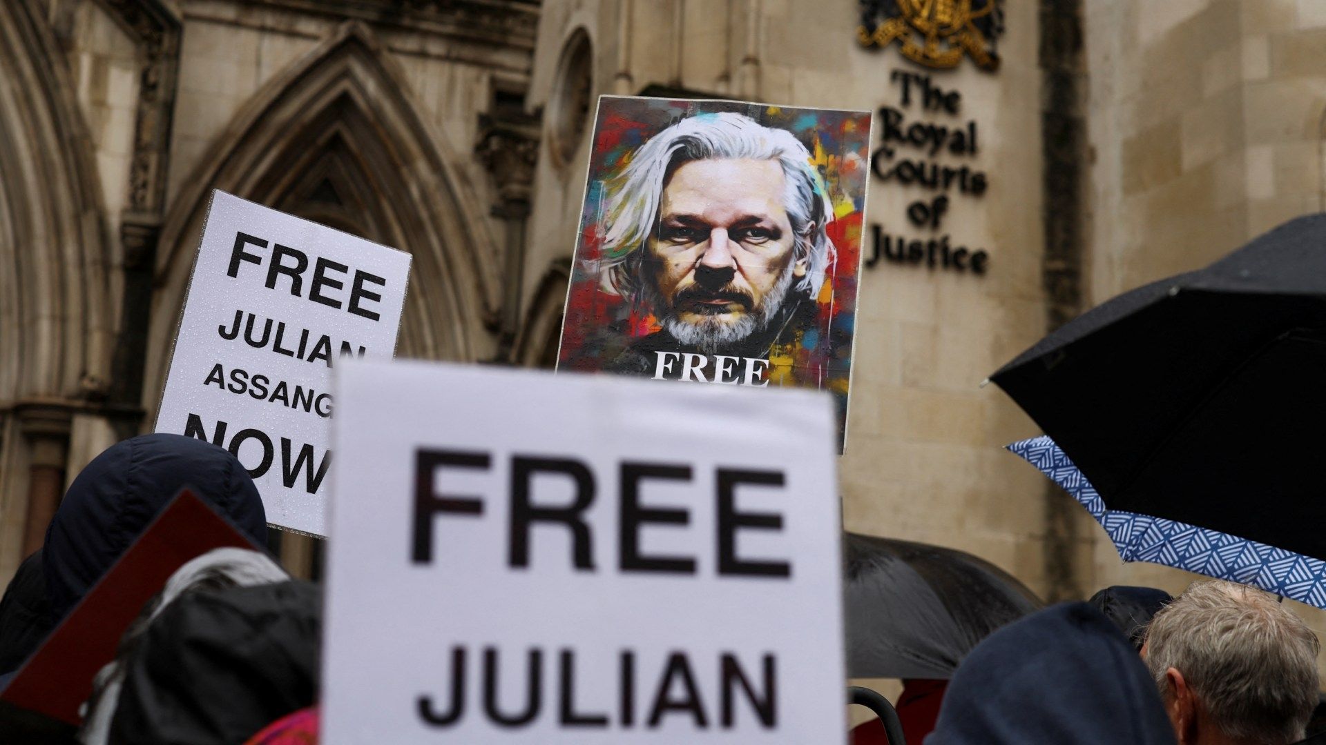 Assange Estará Ausente Durante Audiencia Final para Decidir si lo Extraditarían a EUA 