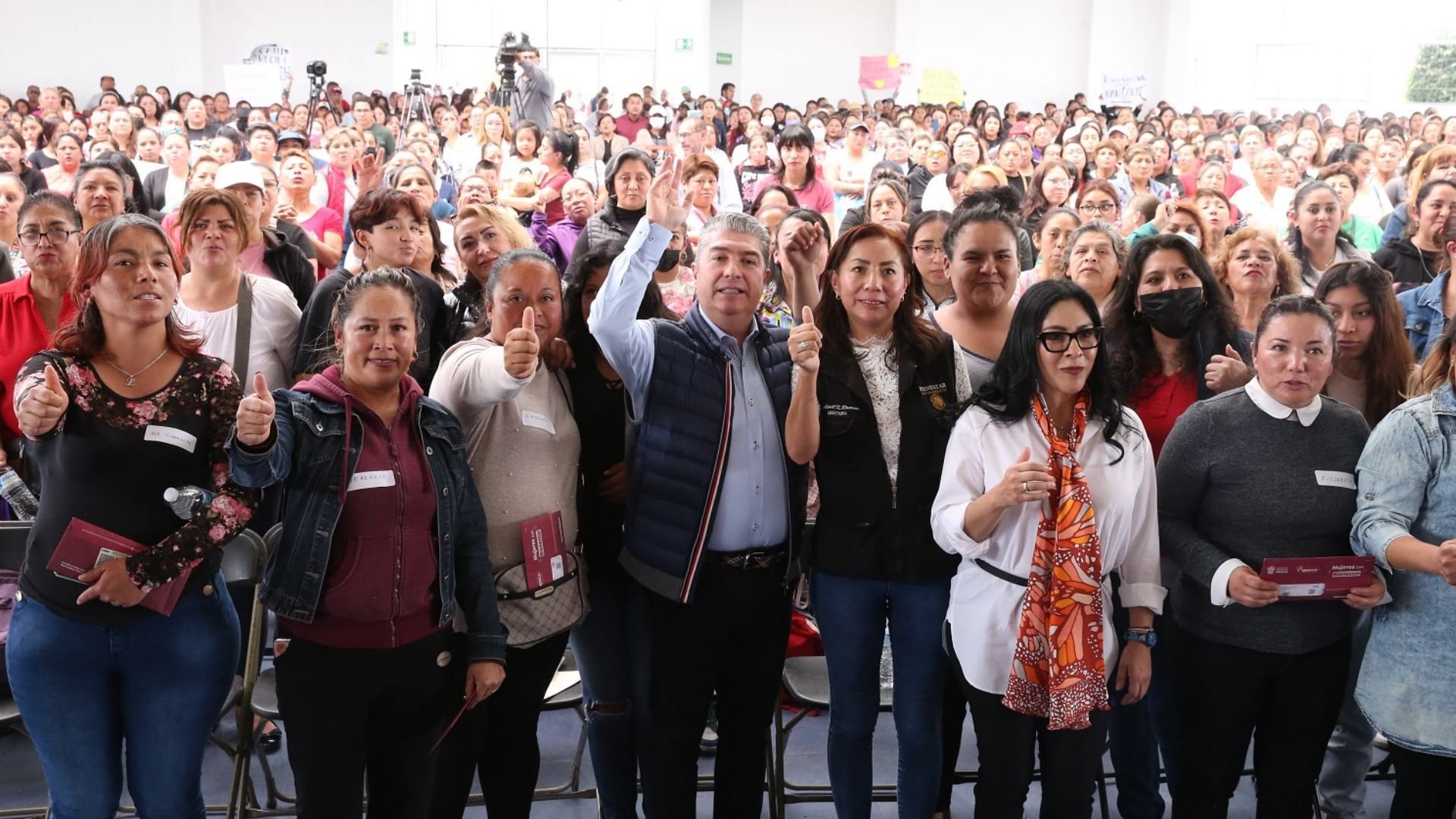 Qué documentos piden para recoger Tarjeta Mujeres con Bienestar Edomex en 2024