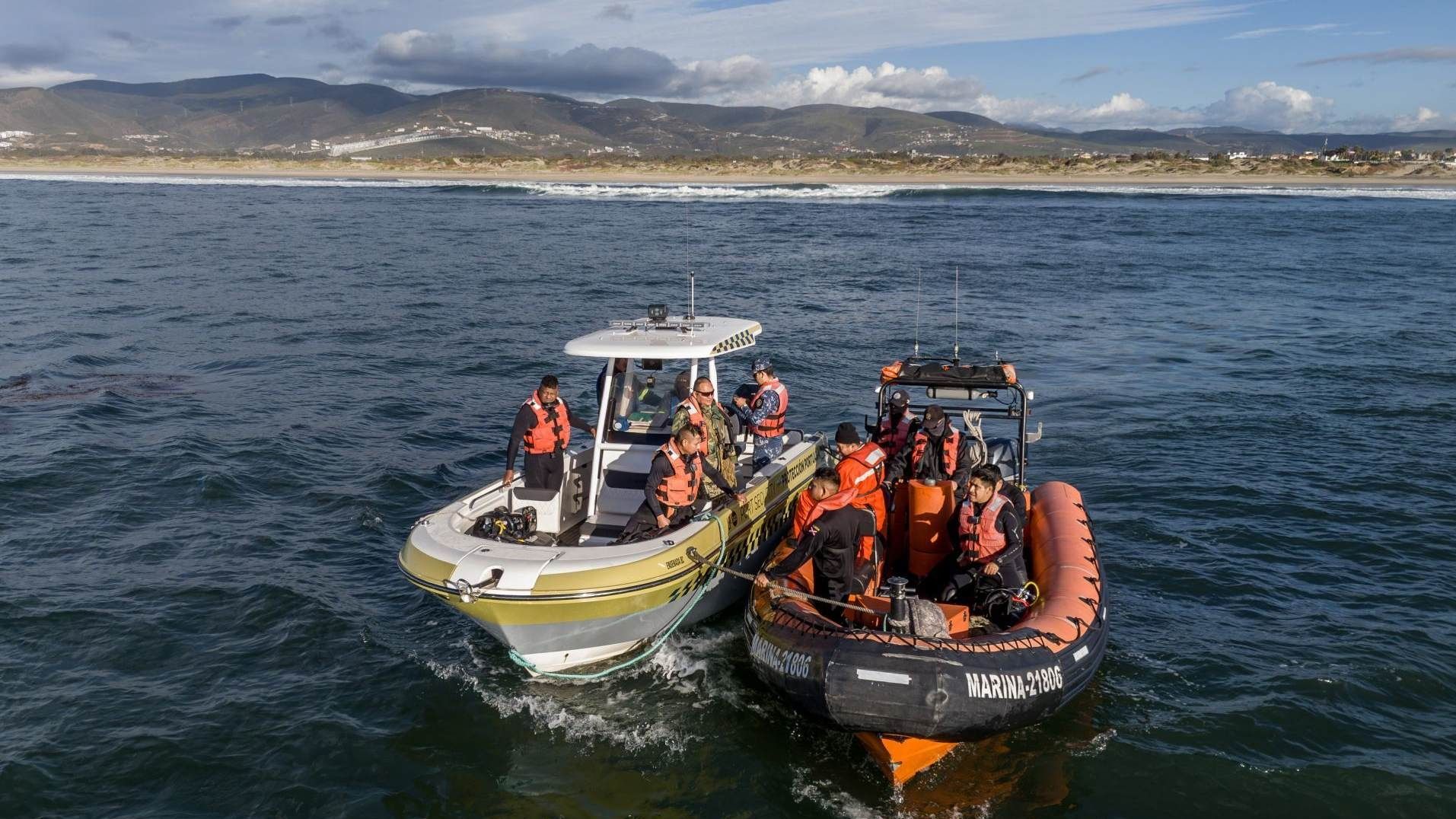 Familiares de Militares Desparecidos en el Mar en Ensenada Culpan a Teniente al Mando