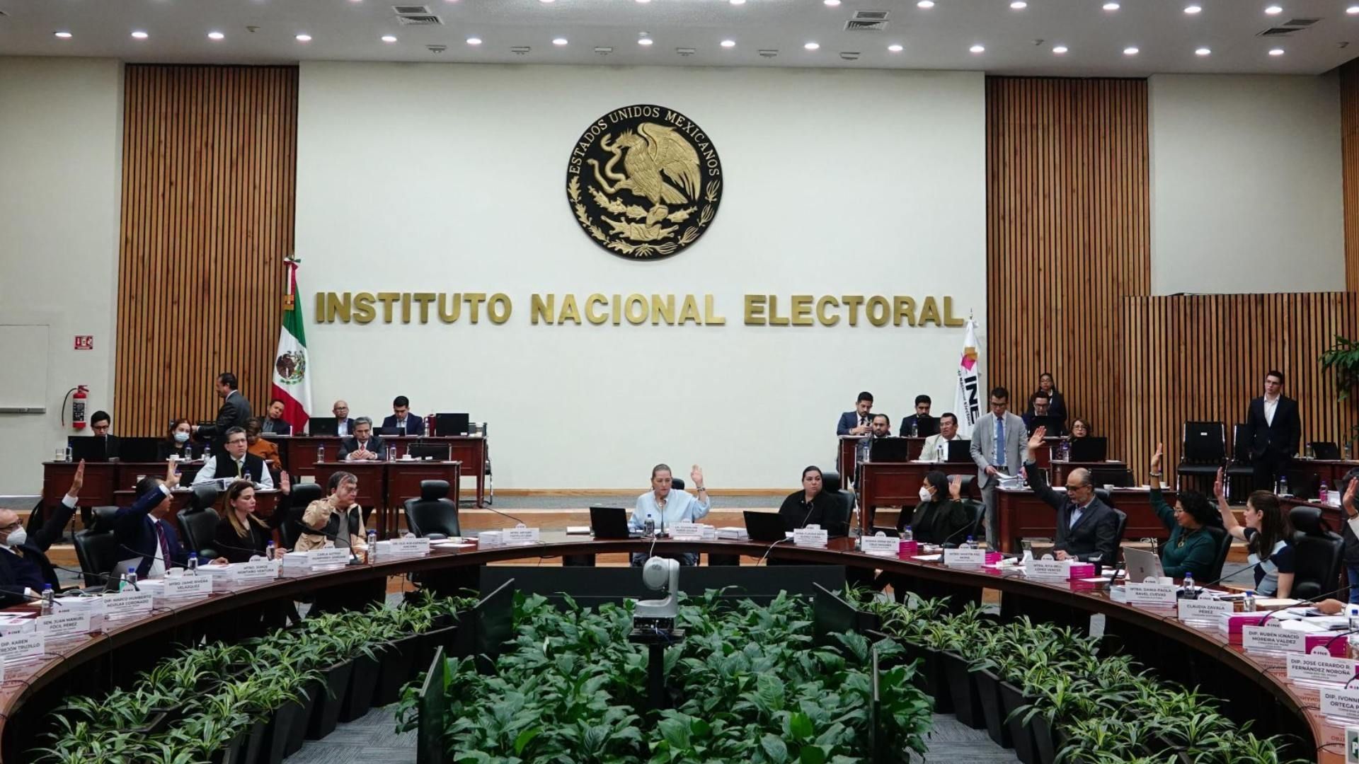 Comisión de Quejas del INE Ordena Bajar Promocionales de Morena