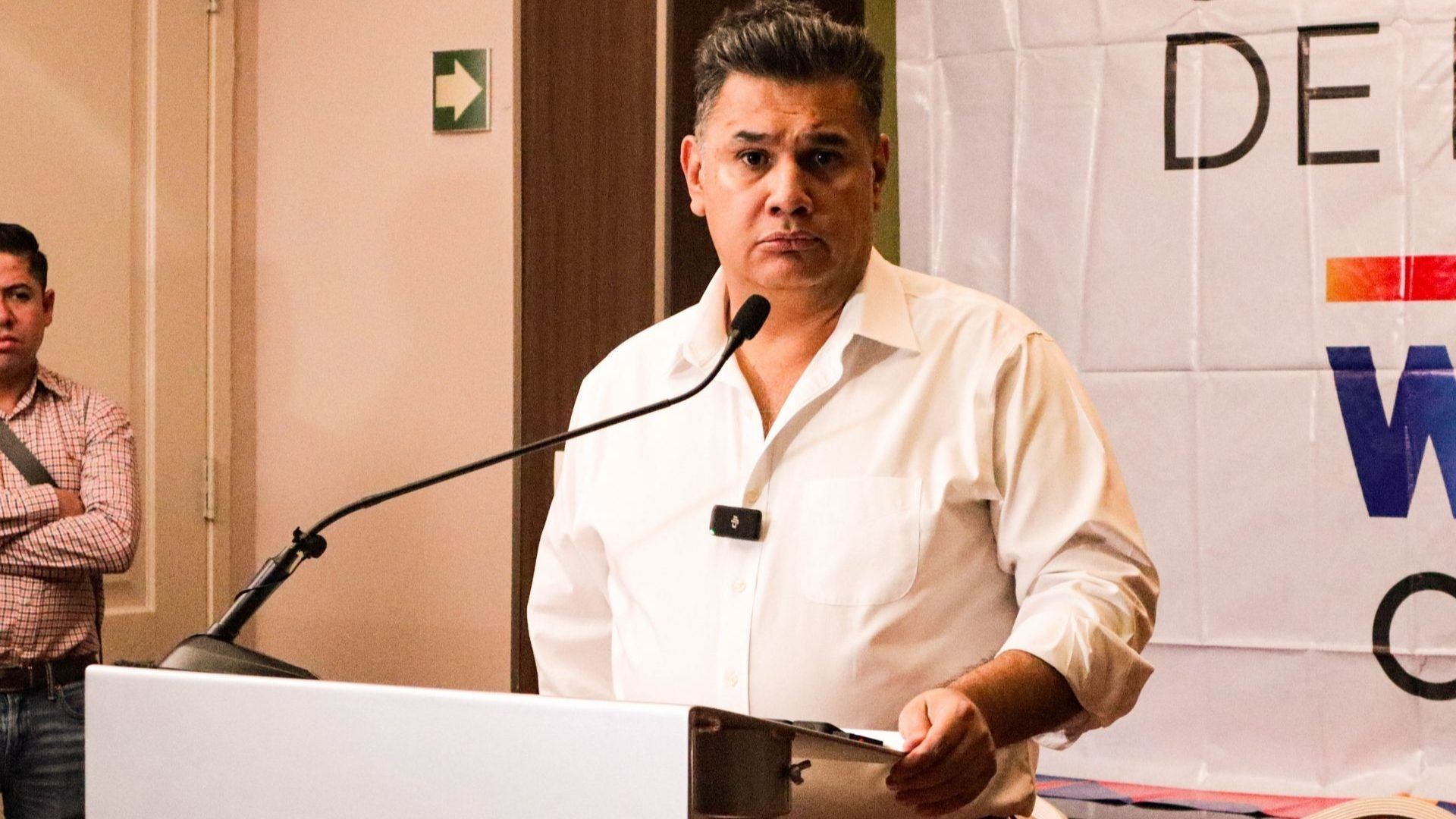 Willy Ochoa, aspirante al senador por la coalición Fuerza y Corazón por México, narró la persecución que sufrió