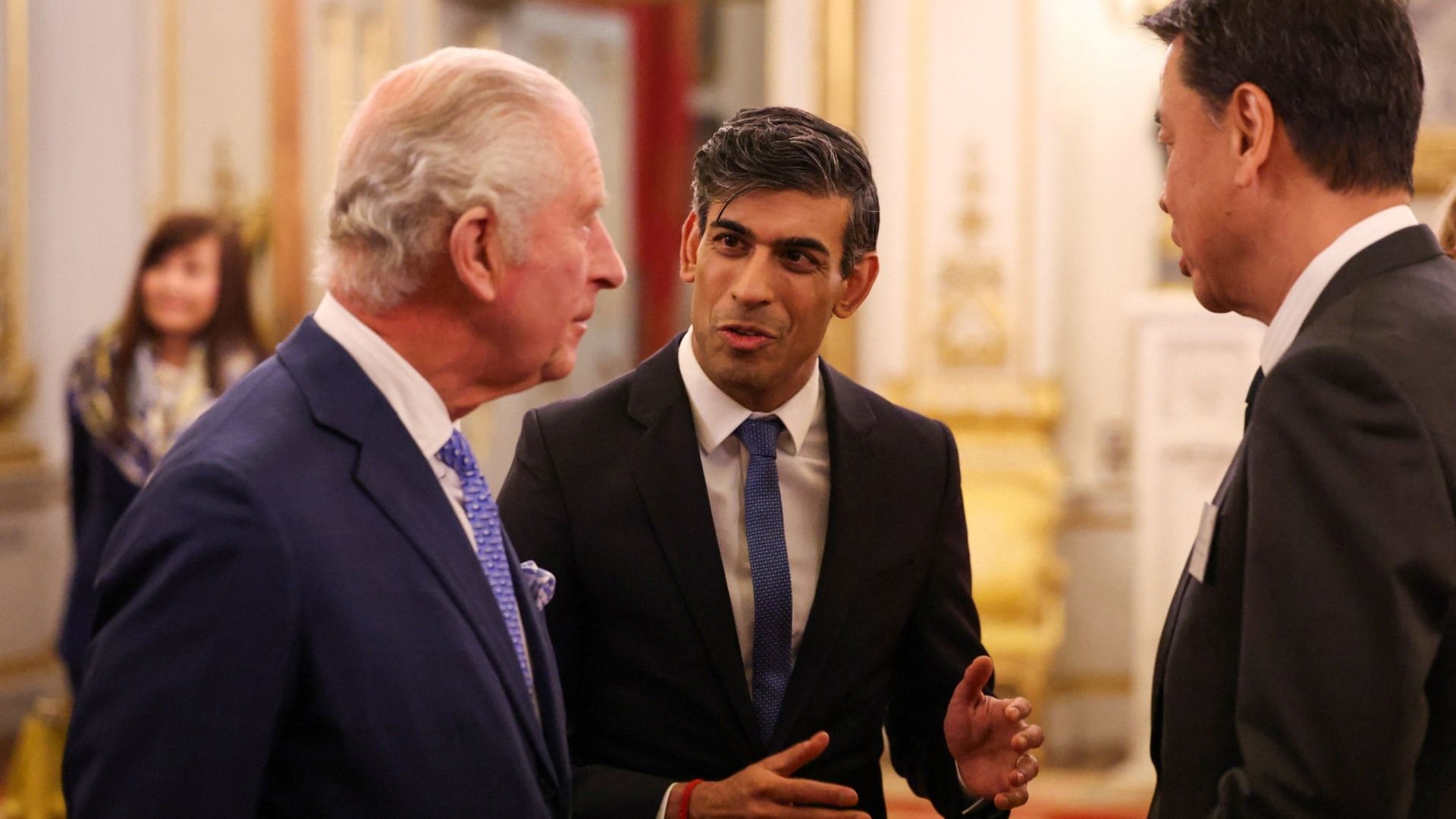 El rey Carlos III y el primer ministro británico, Rishi Sunak