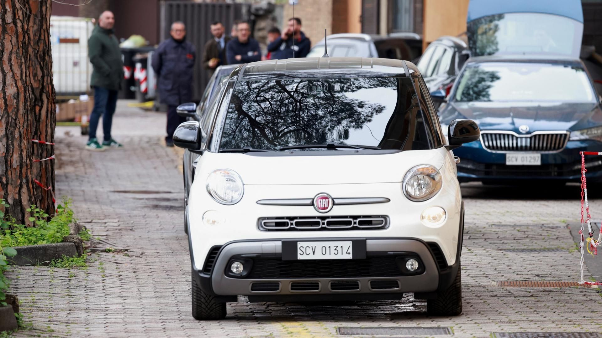 Papa Francisco Es Llevado a Hospital de Roma: ANSA