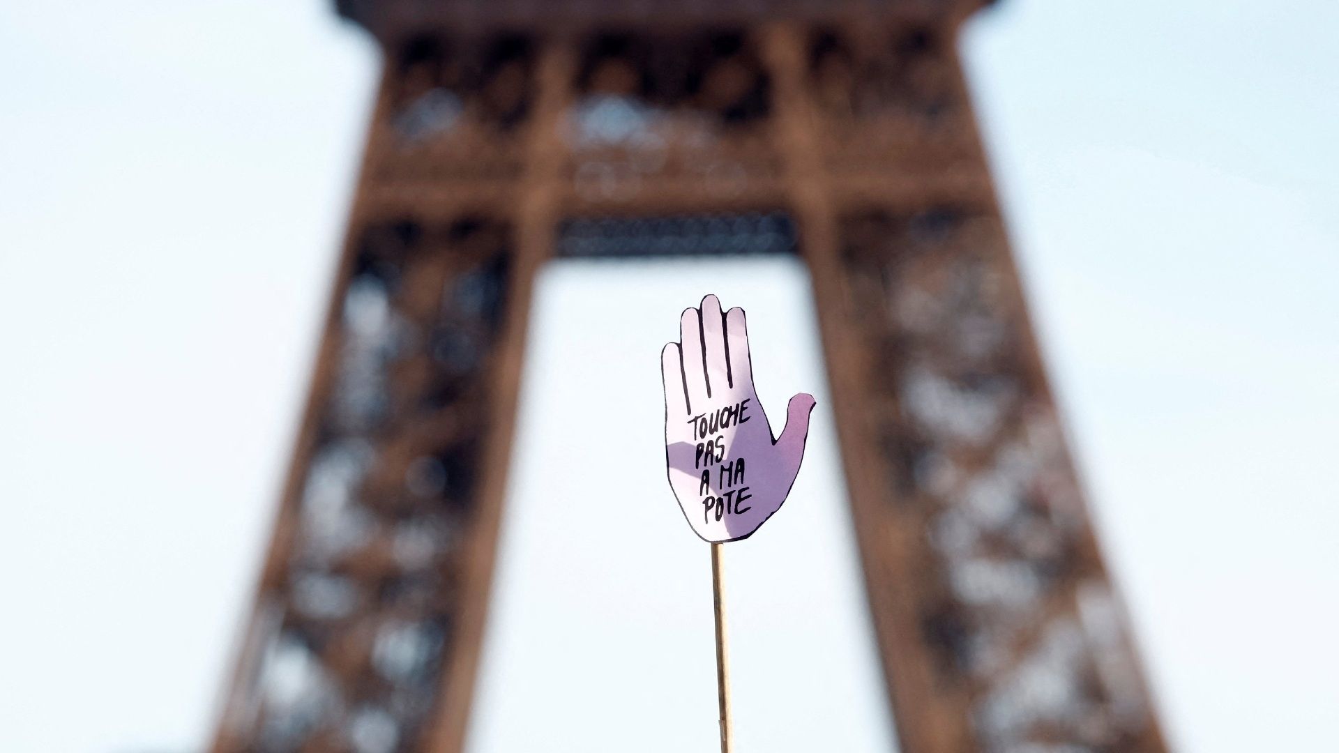 Francia, primer país en elevar a la Constitución el derecho al aborto