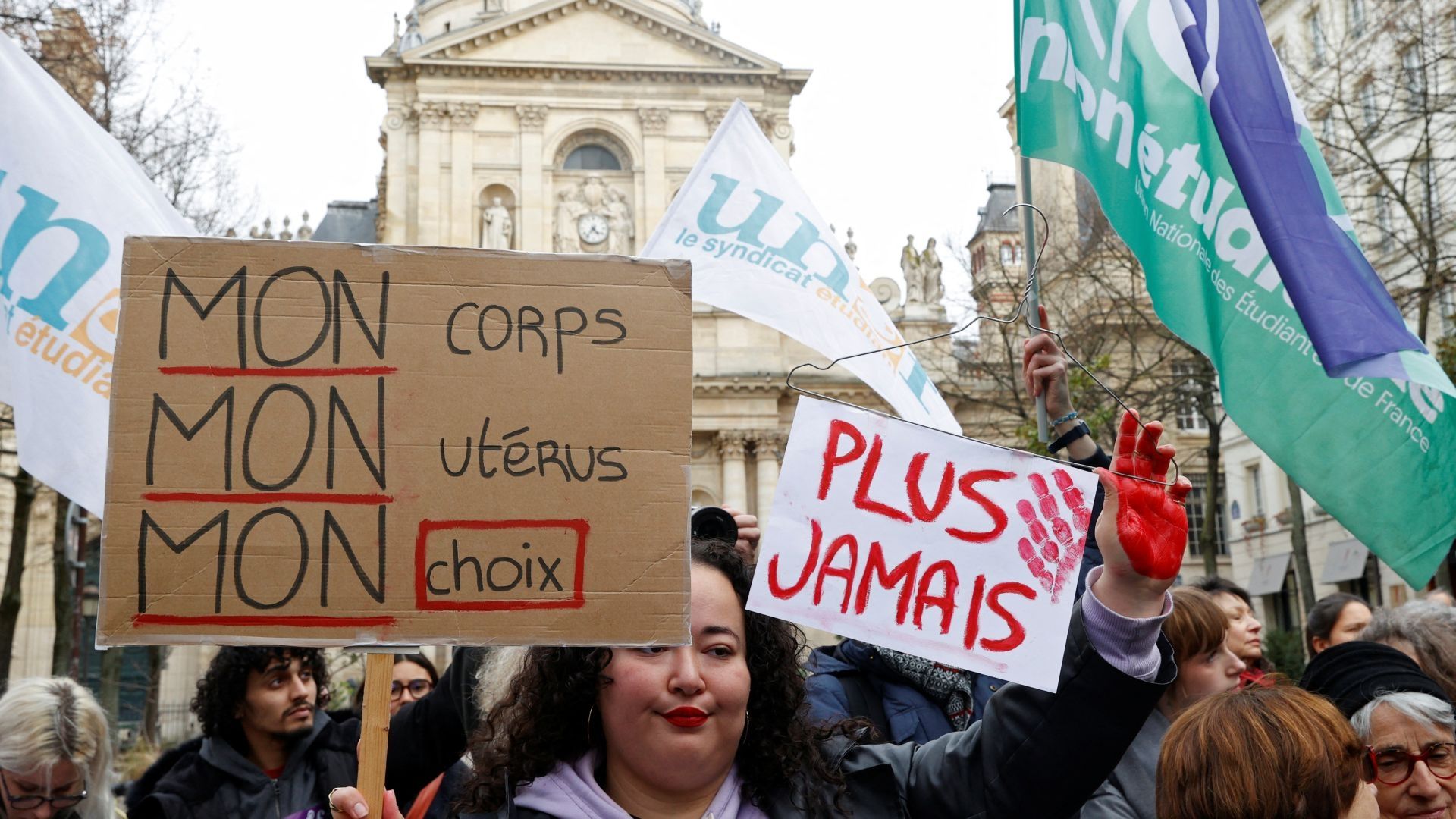 Francia Protegerá y Hará 'Irreversible' en la Constitución el Derecho al Aborto