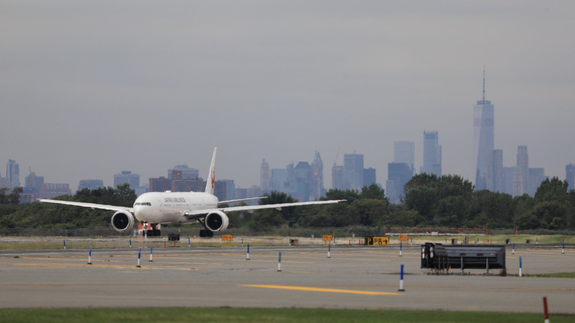 Aeropuertos de Nueva York y Nueva Jersey Cierran Tras Sismo de 4.8; Autoridades Temen Réplicas