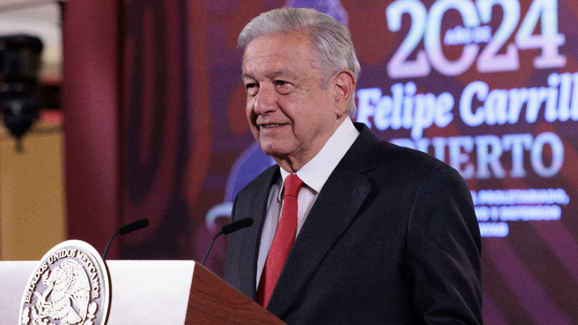 AMLO Celebra que La Mañanera Sigue: ‘Una vergüenza que Soliciten Cancelación de una Conferencia'