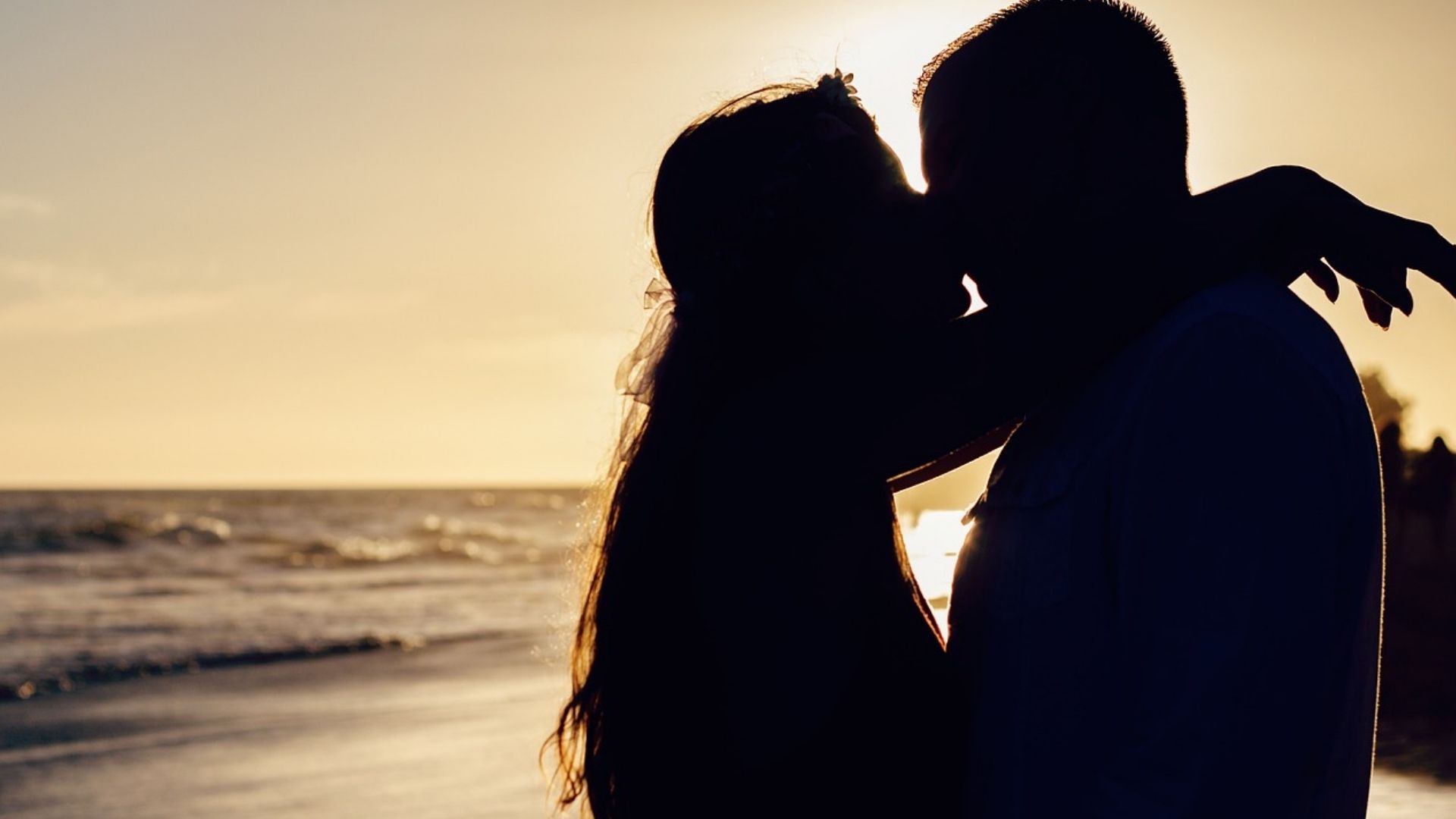 ¿Cuáles son los beneficios del beso?