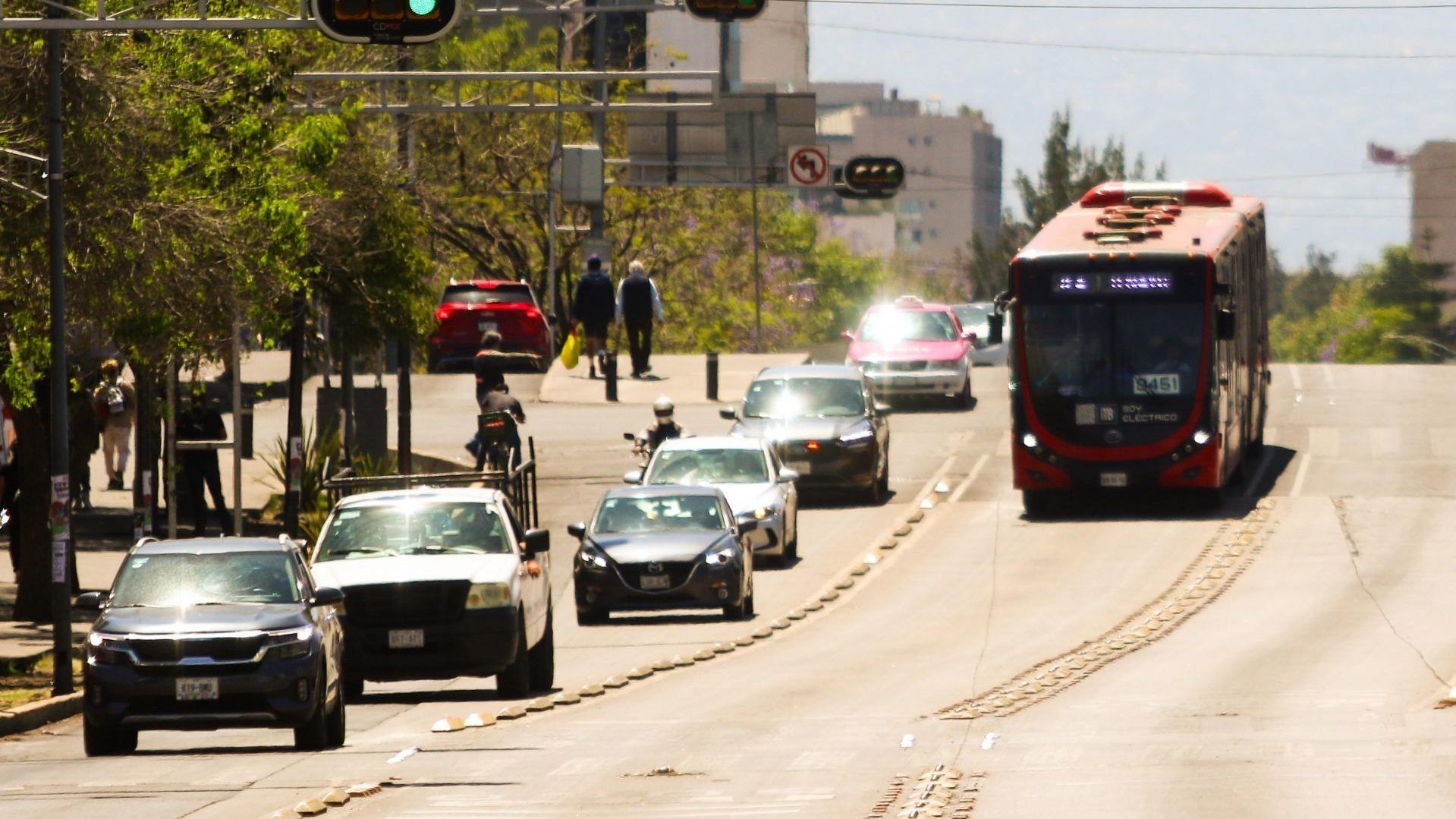 ¿Será Doble? Hoy No Circula 3 de Abril 2024 en CDMX y Edomex Engomado