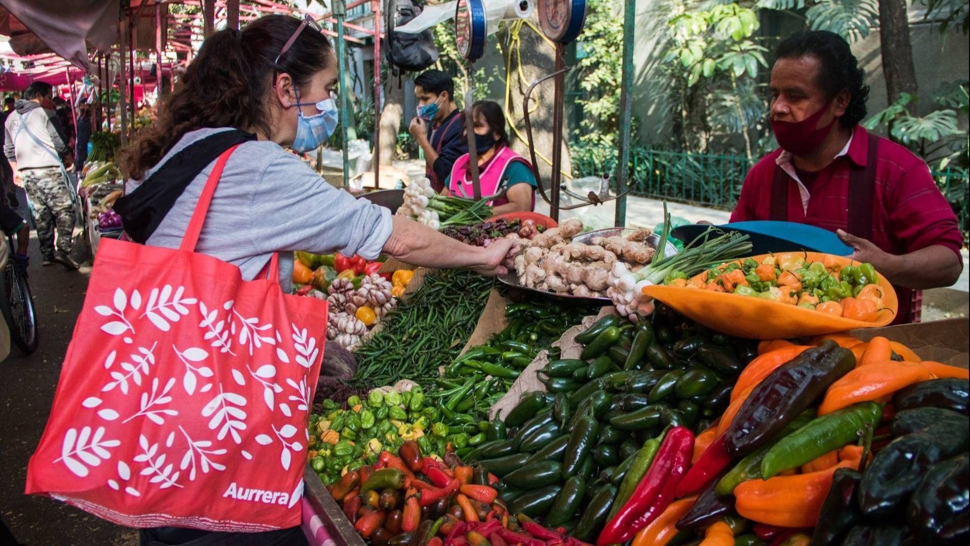 Inegi Ubicó en 4.42% Inflación en México en Marzo; Estos Productos Subieron Más de Precio