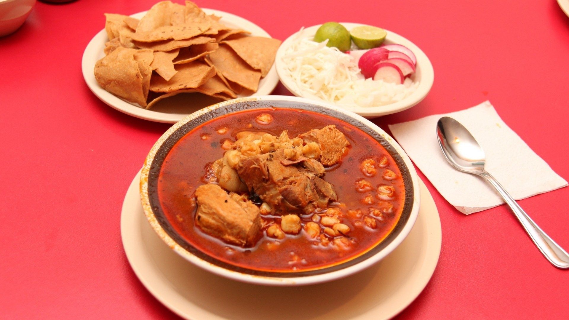 Pozole elegido como uno de los mejores platillos del mundo según Taste Atlas