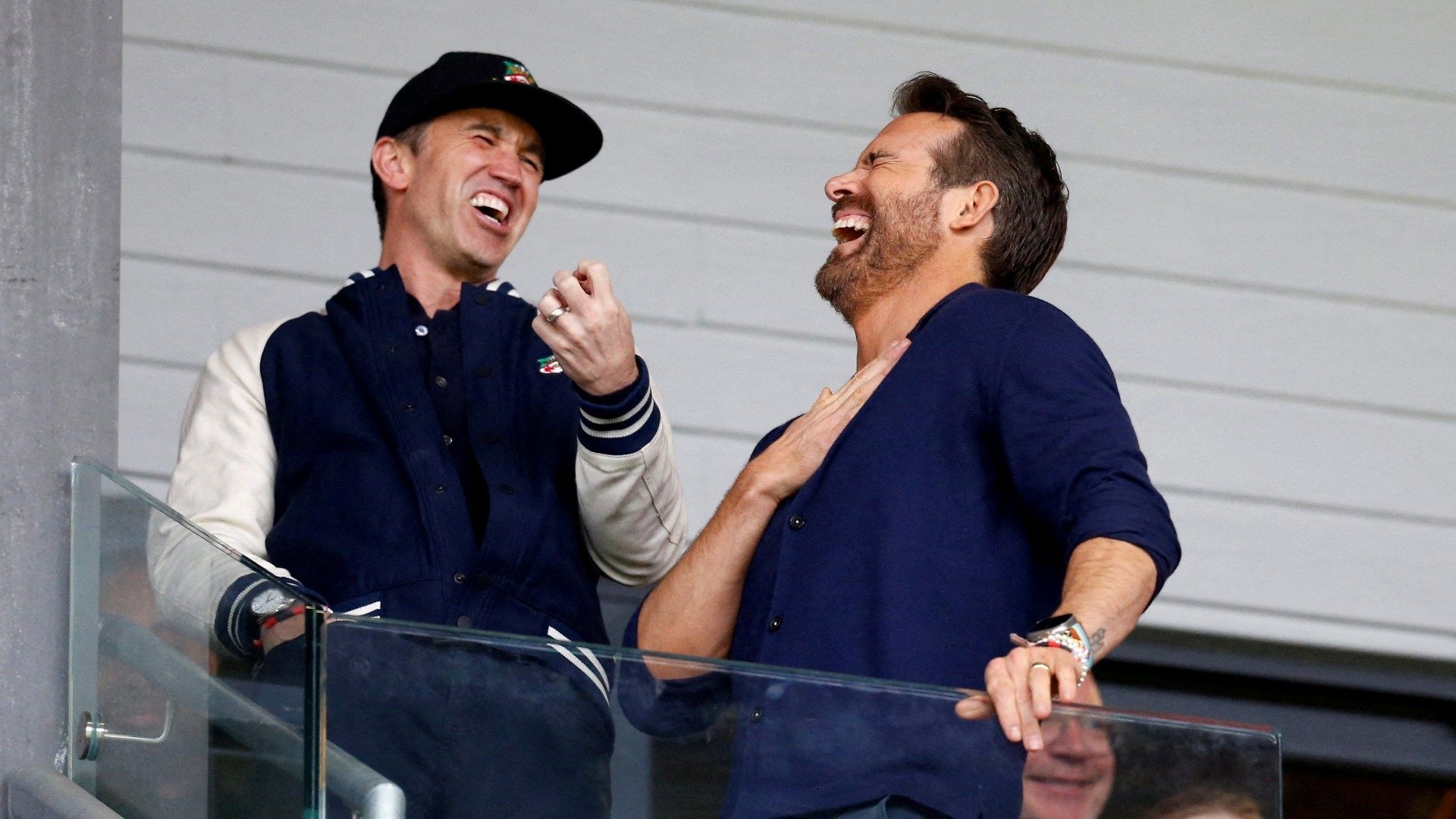 Ryan Reynolds y Rob McElhenney compran acciones del Necaxa