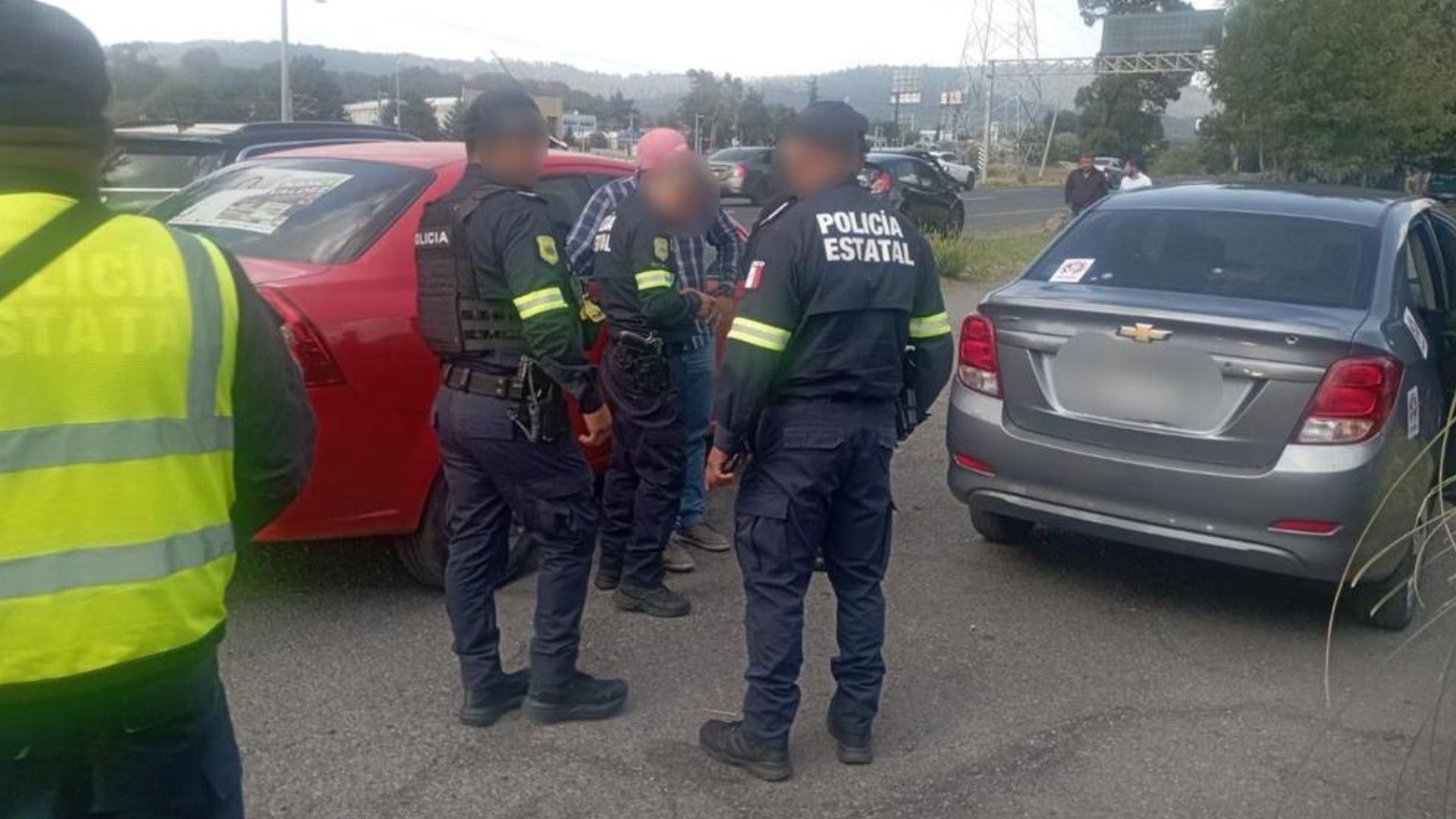 Atacan Auto de la Candidata de Morena a la Alcaldía de Ocoyoacac, Edomex
