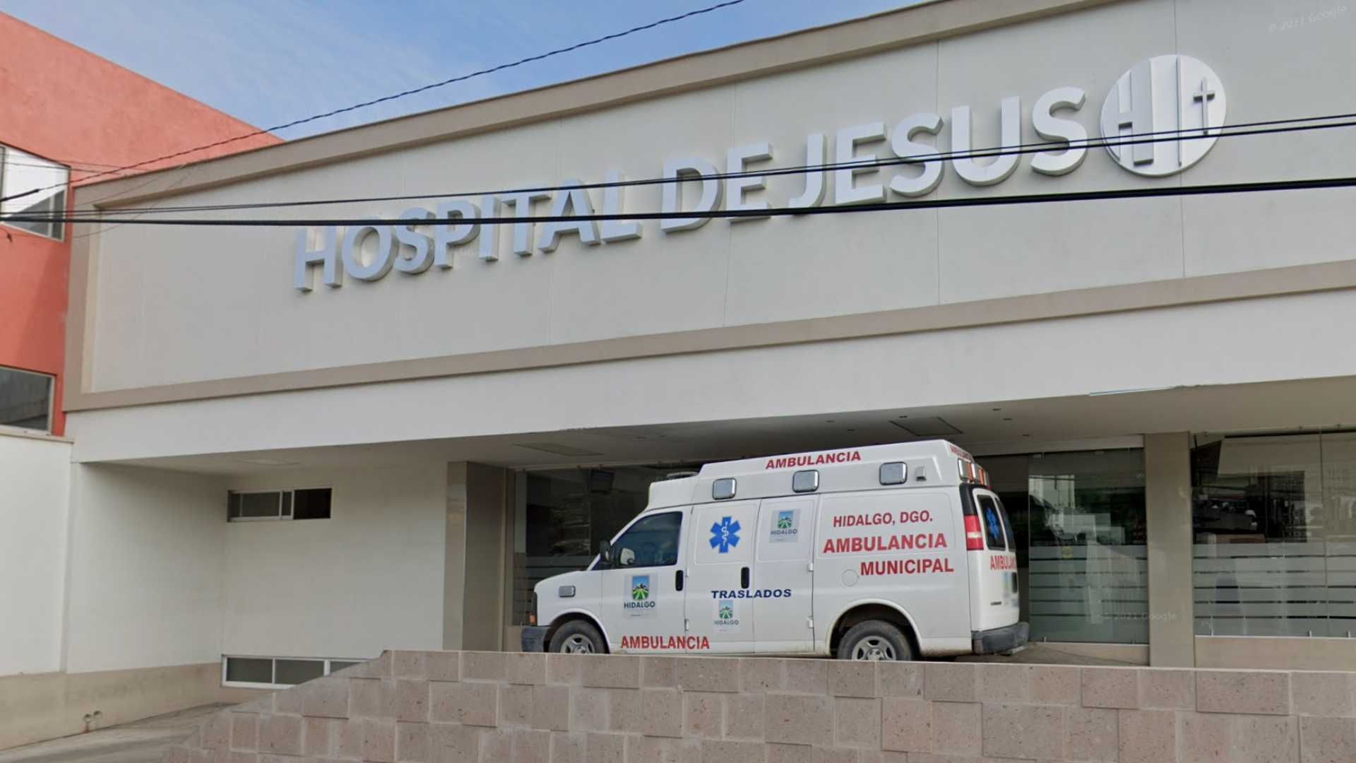 Hospital de Jesús en Parral, donde supuestamente un grupo armado intentó rematar a mujer.