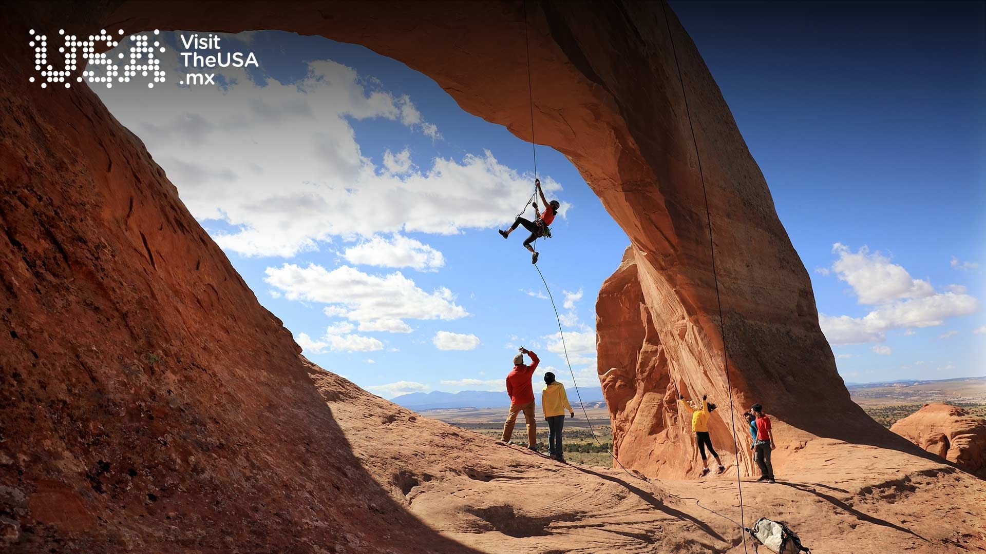 Wilson Arch, Utah. 