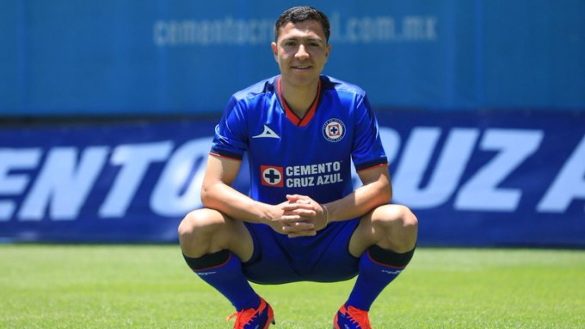 Andrés Montaño es considerado una 'joya' dle futbol mexicano. Foto Cruz Azul